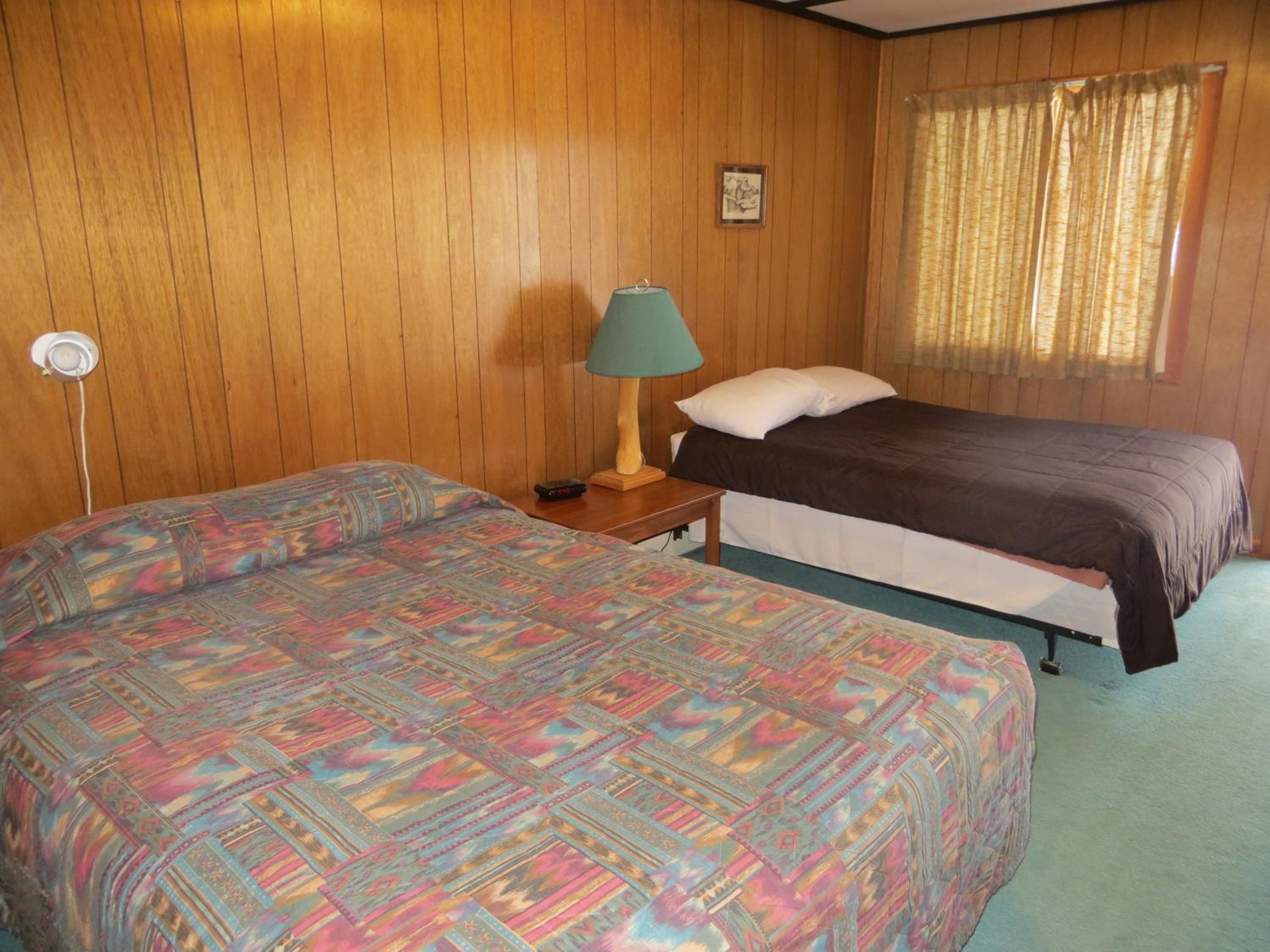 Quadruple Room with Private Bathroom photo 1