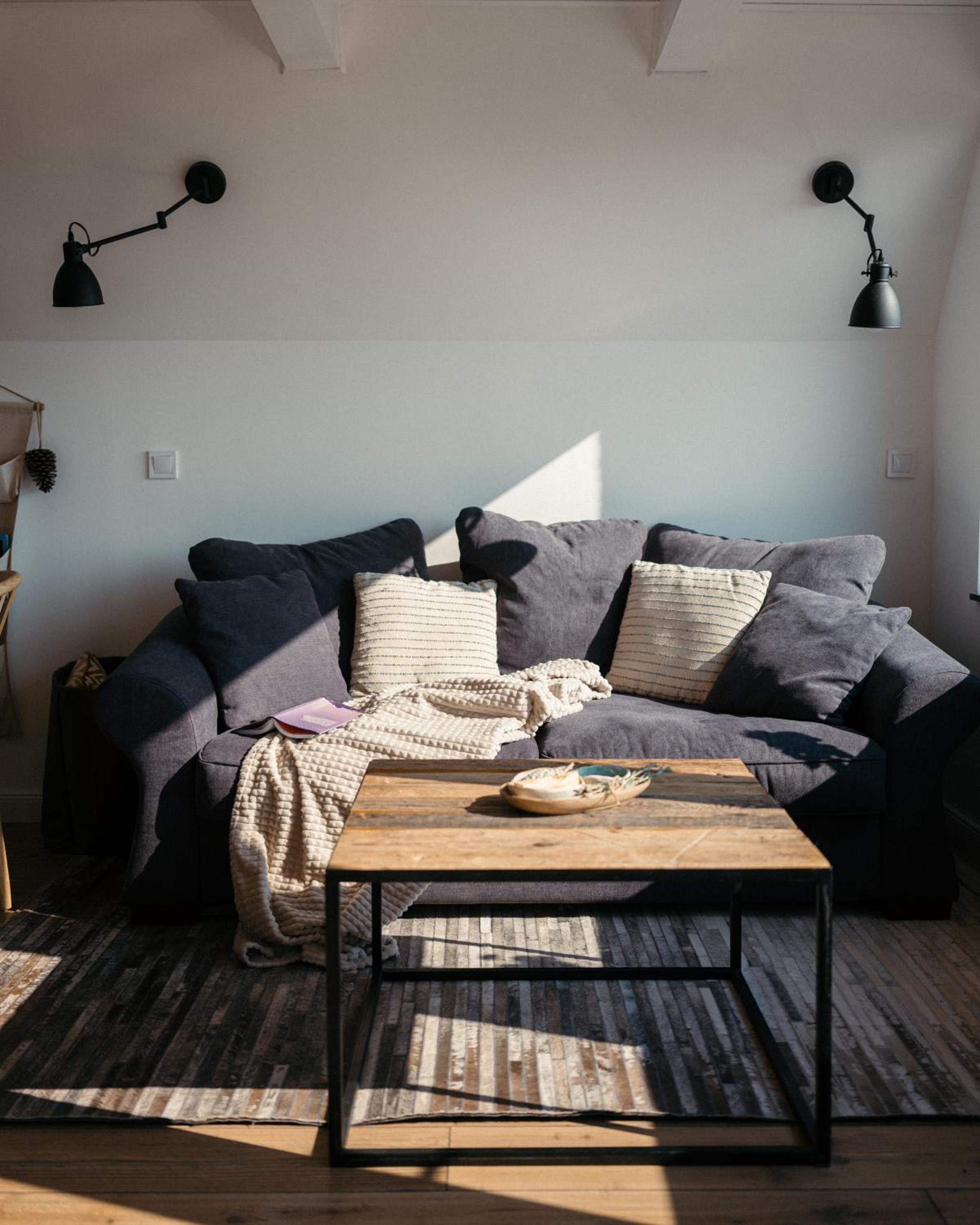 One-Bedroom House photo 1
