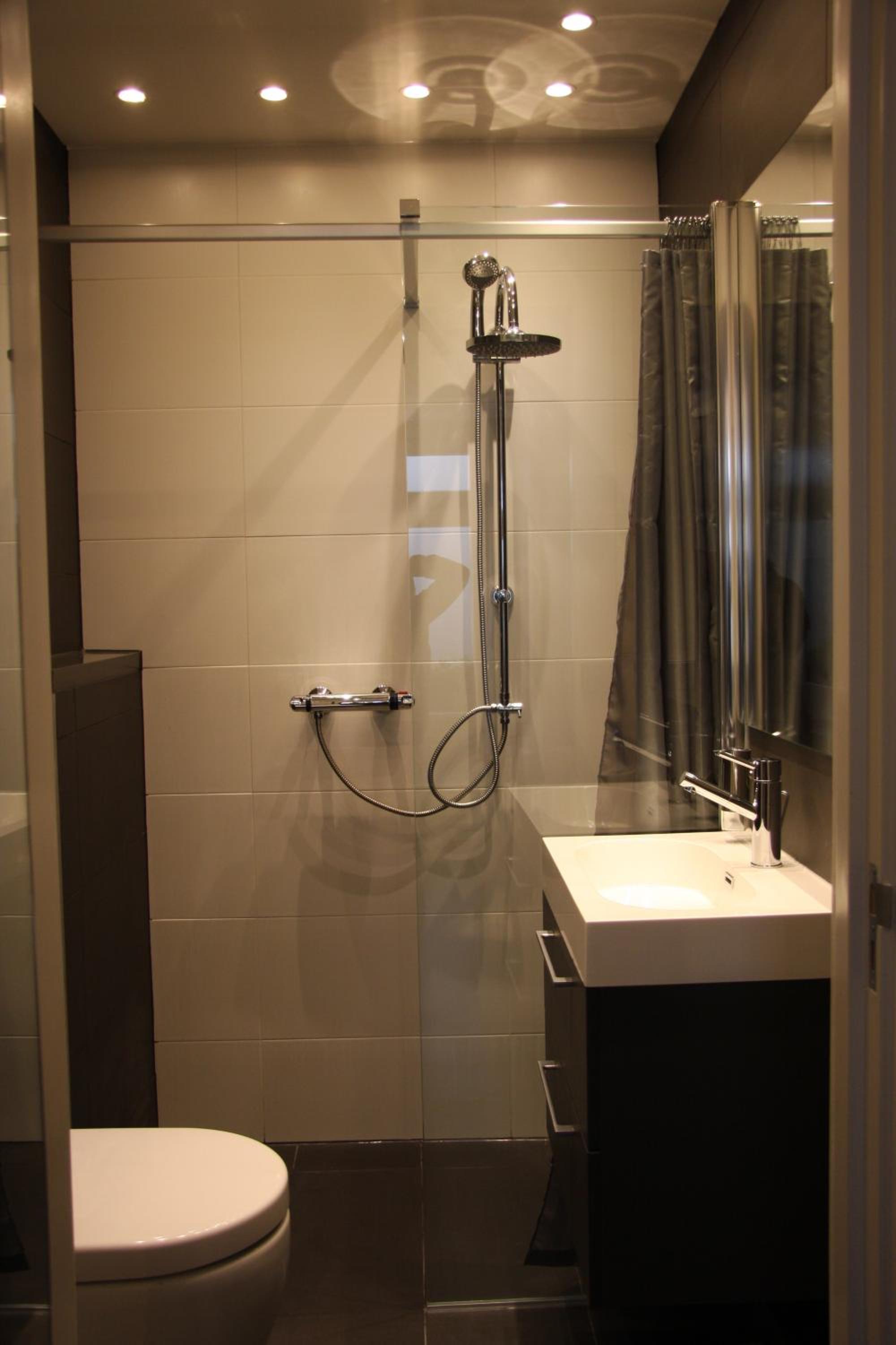 Double Room with Private Bathroom photo 2