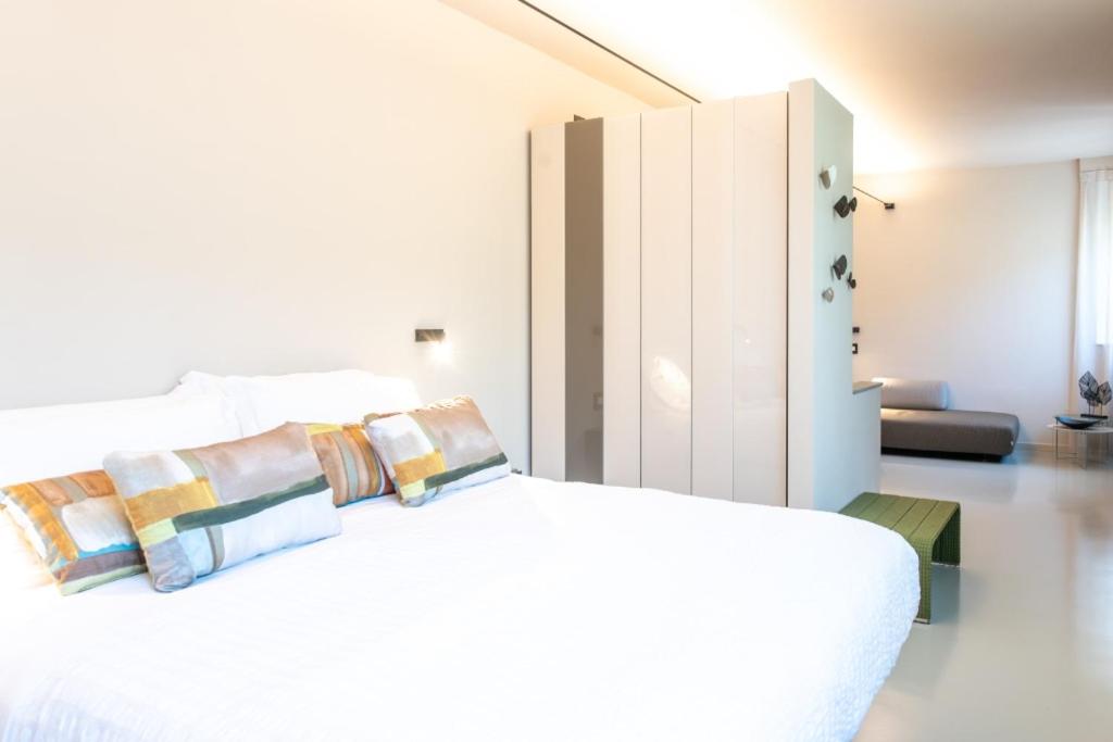 Deluxe Suite - Annex photo 3