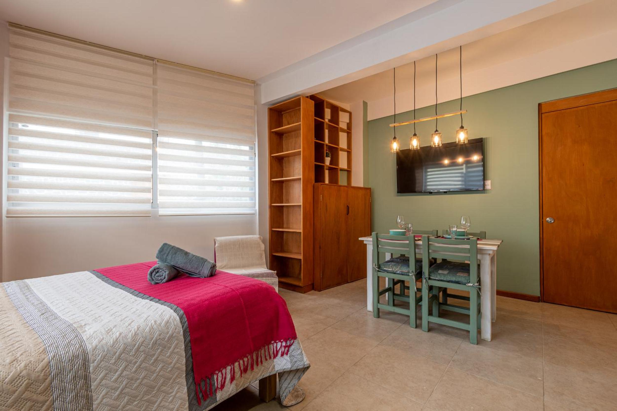 Deluxe Double Room - Photo 10