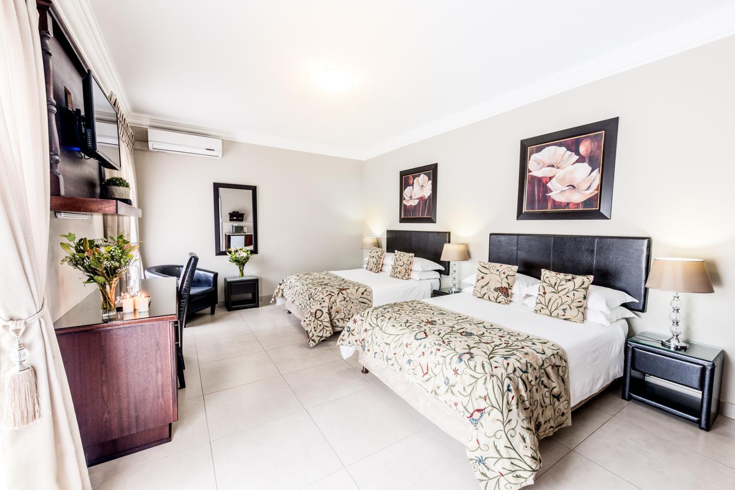 Deluxe Quadruple Room photo 2