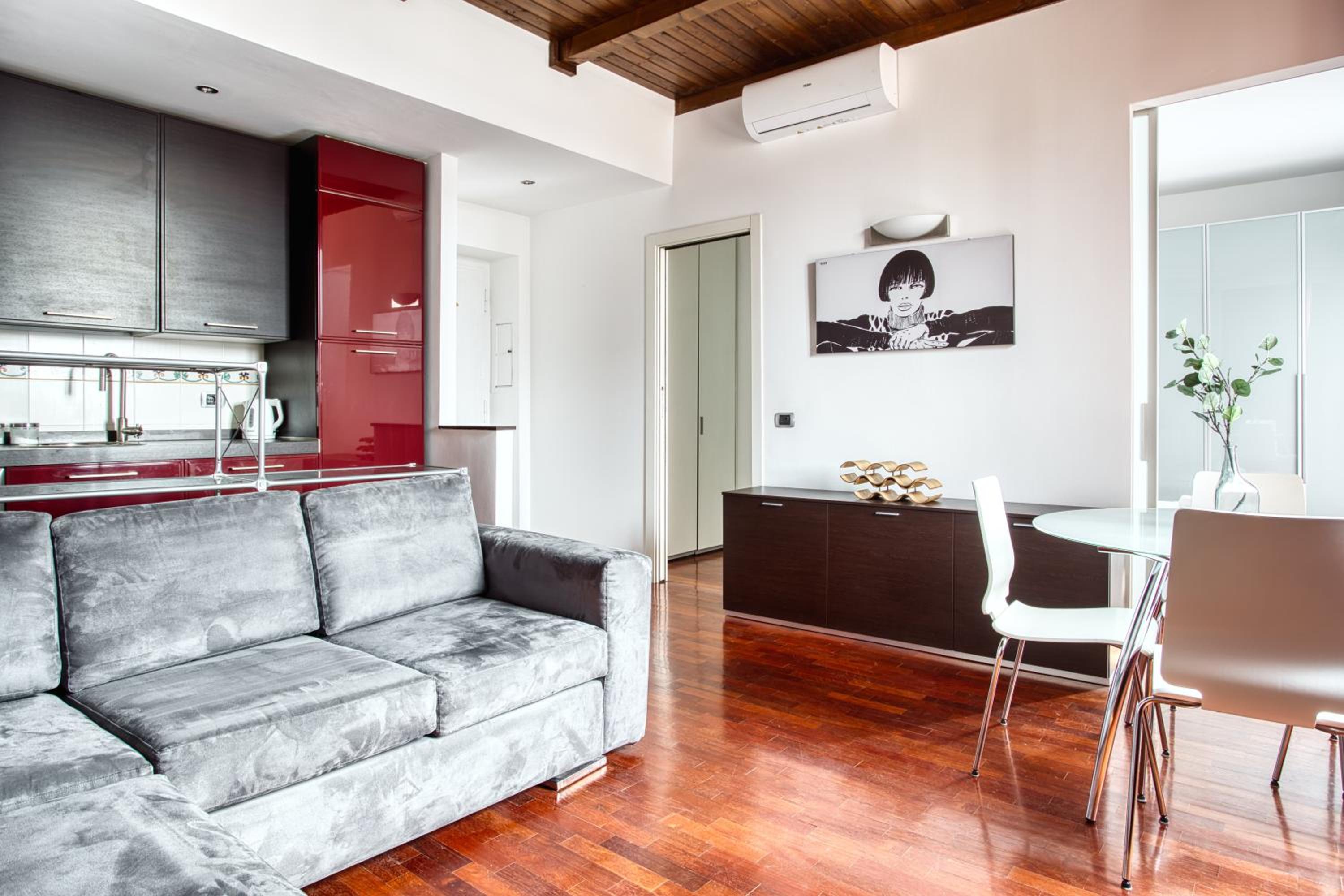 One-Bedroom Apartment
