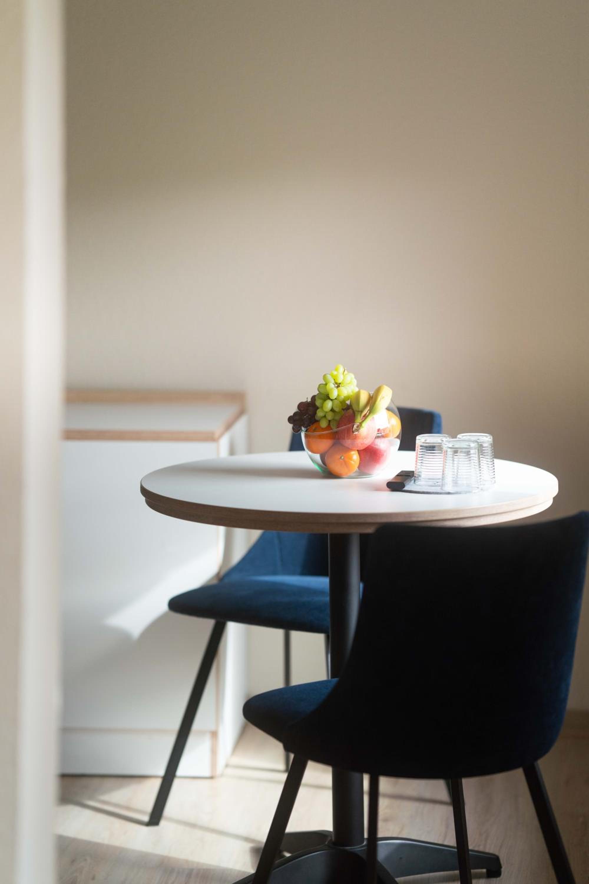 Comfort One-Bedroom Apartment thumbnail 6