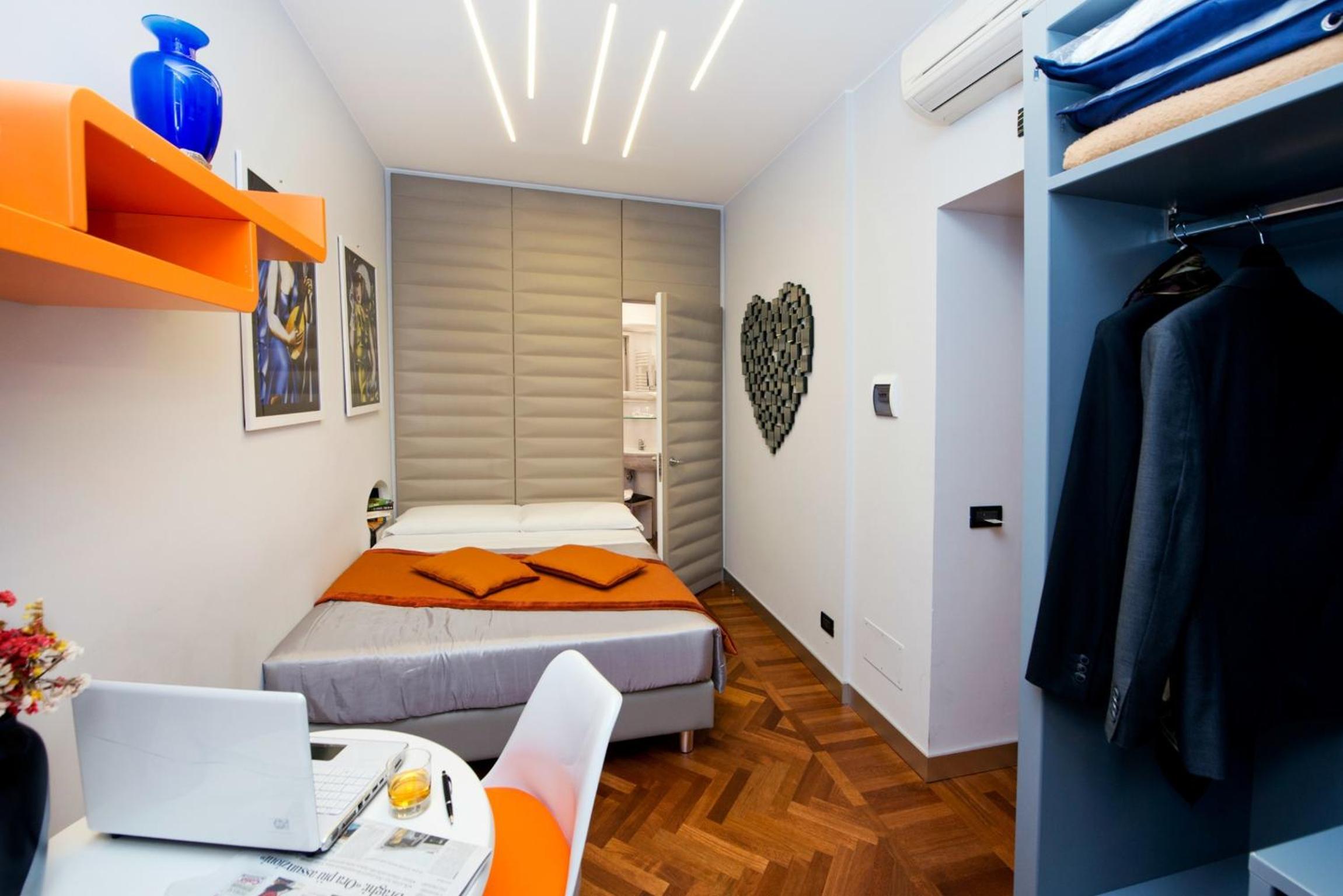 Standard Double or Twin Room photo 2