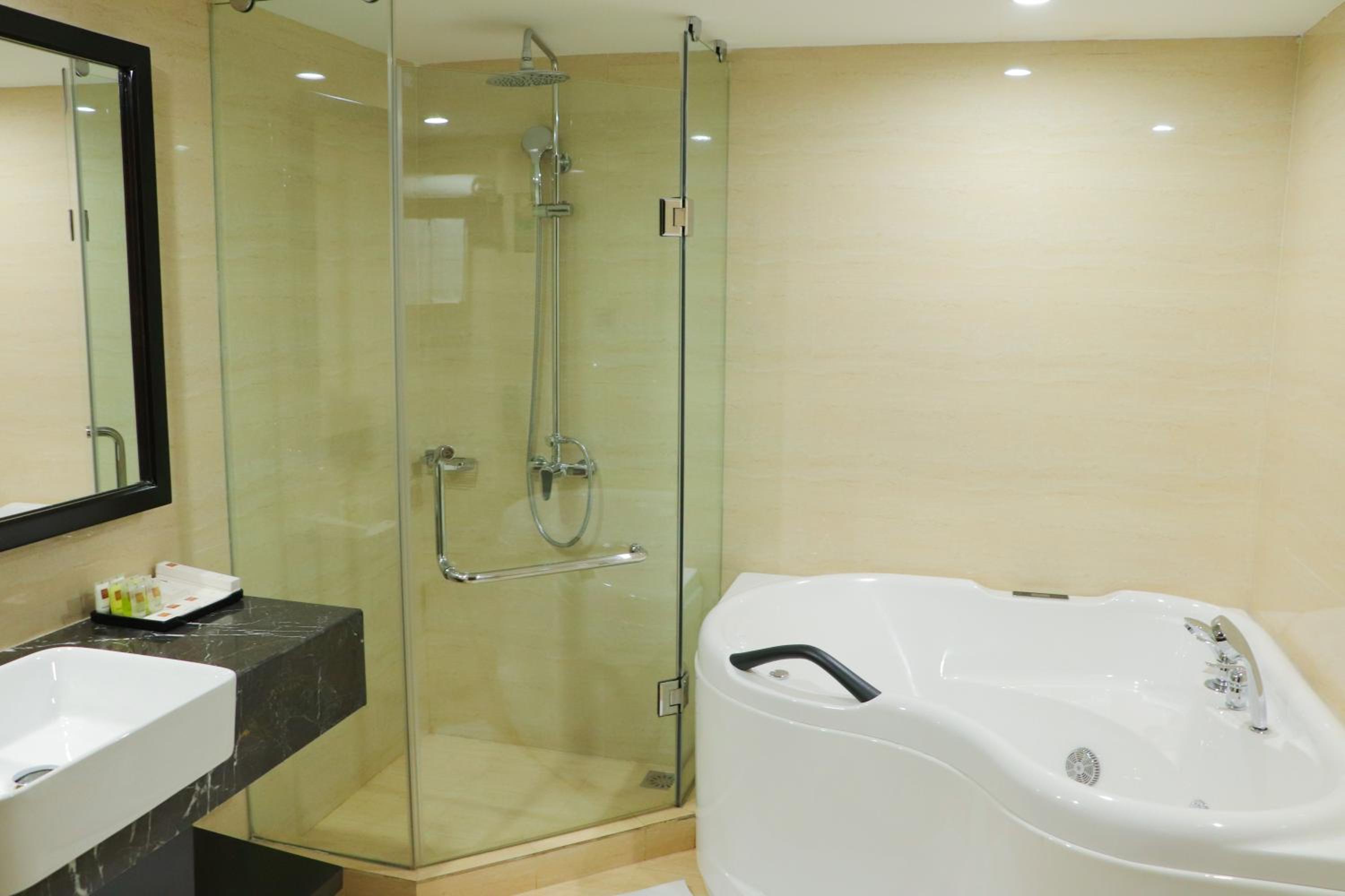 Presidential Club Suite (Access to the Club Lounge for guests aged 18 or above)