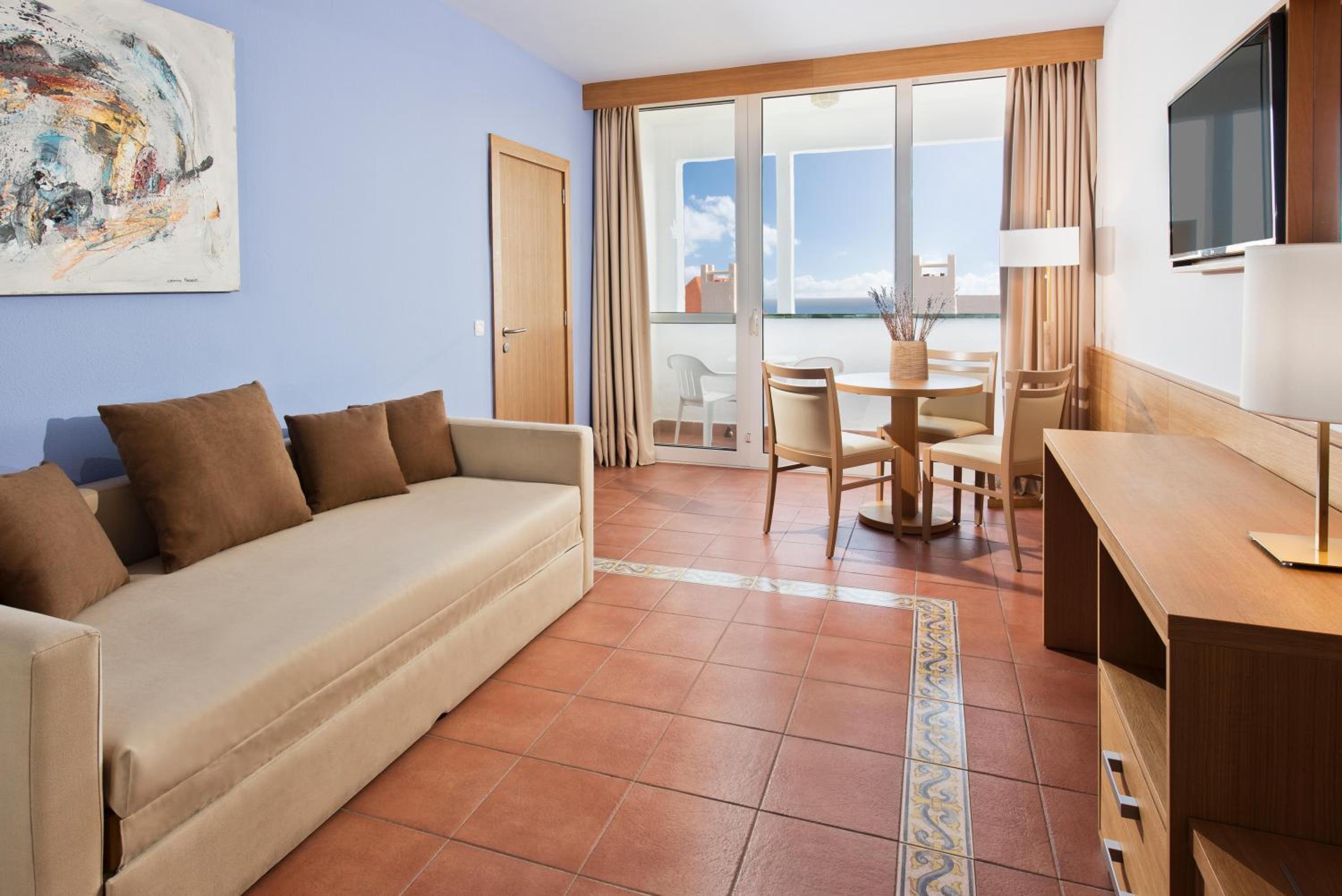 Habitación Familiar Superior (3 Adultos)