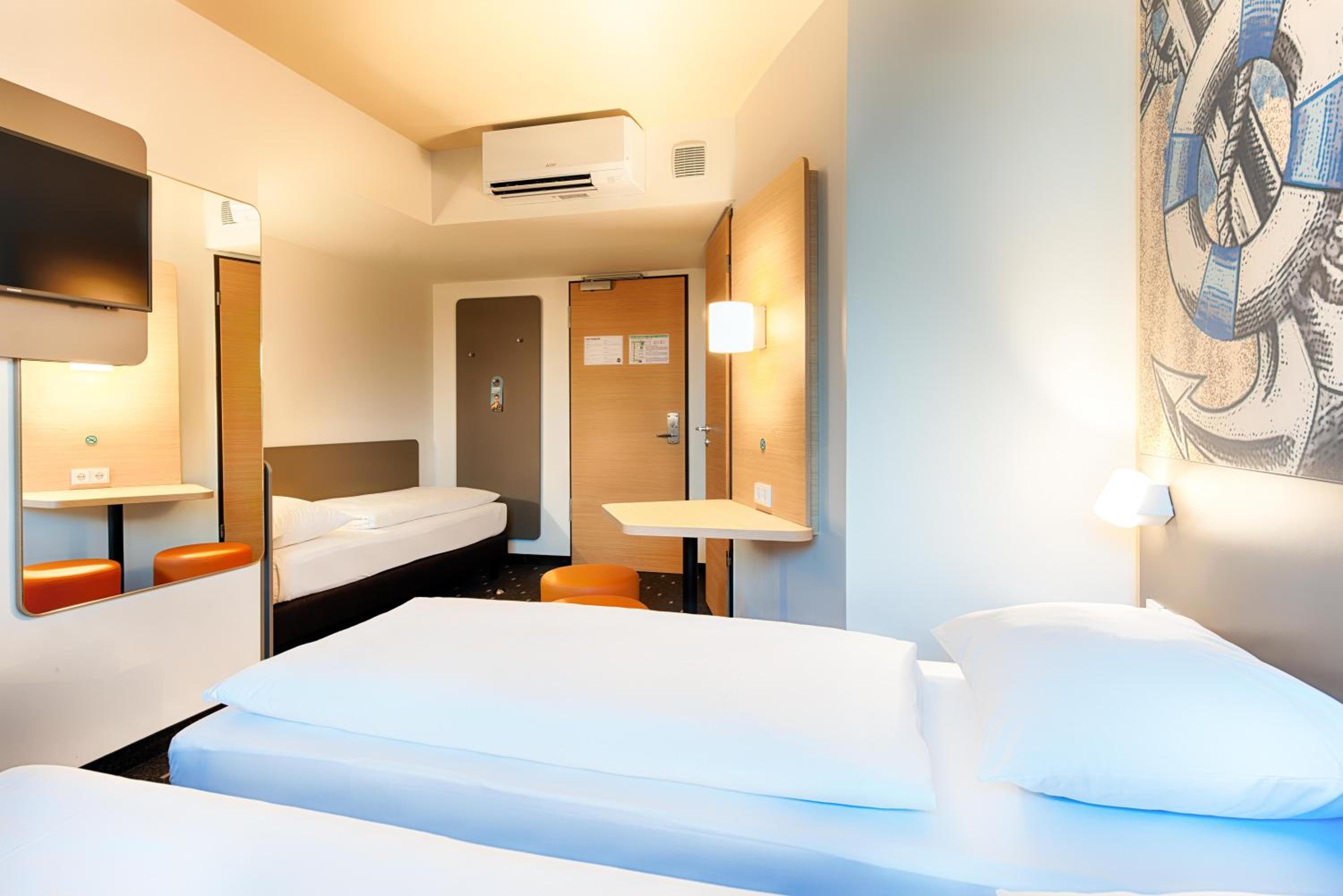 Triple Room - Photo 1