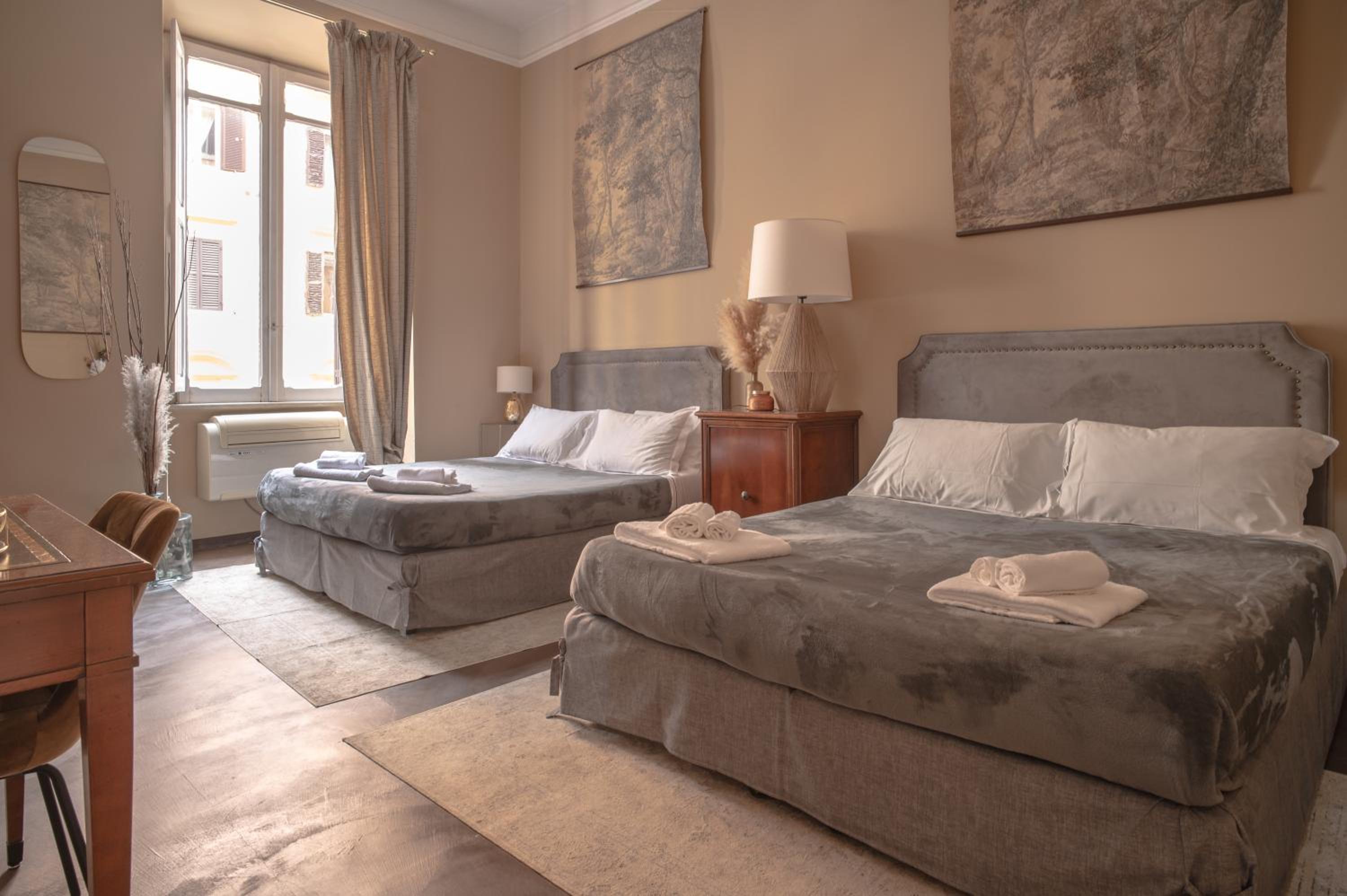 Deluxe Quadruple Room