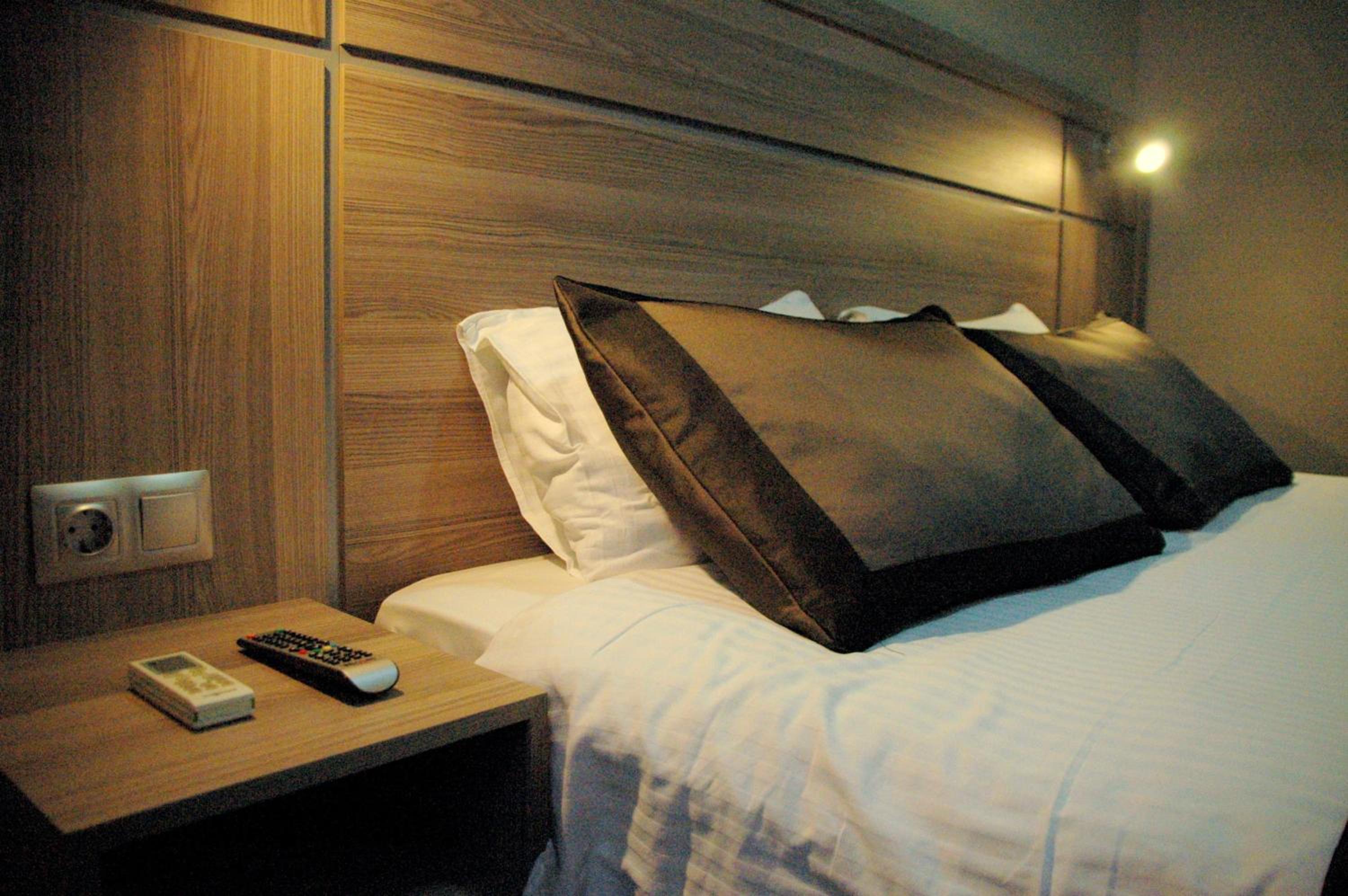 Standard Double or Twin Room photo 2