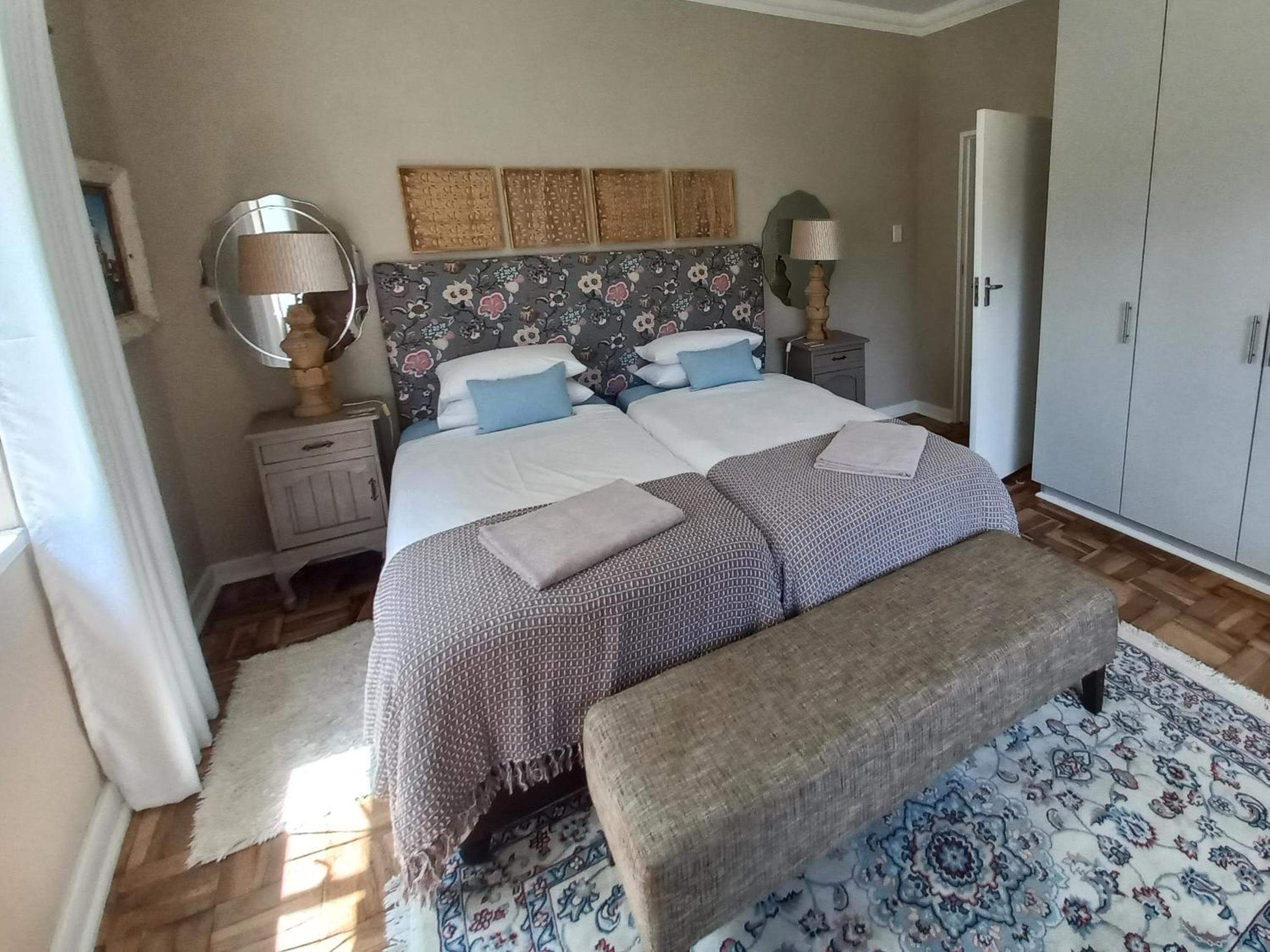 Three-Bedroom House photo 1