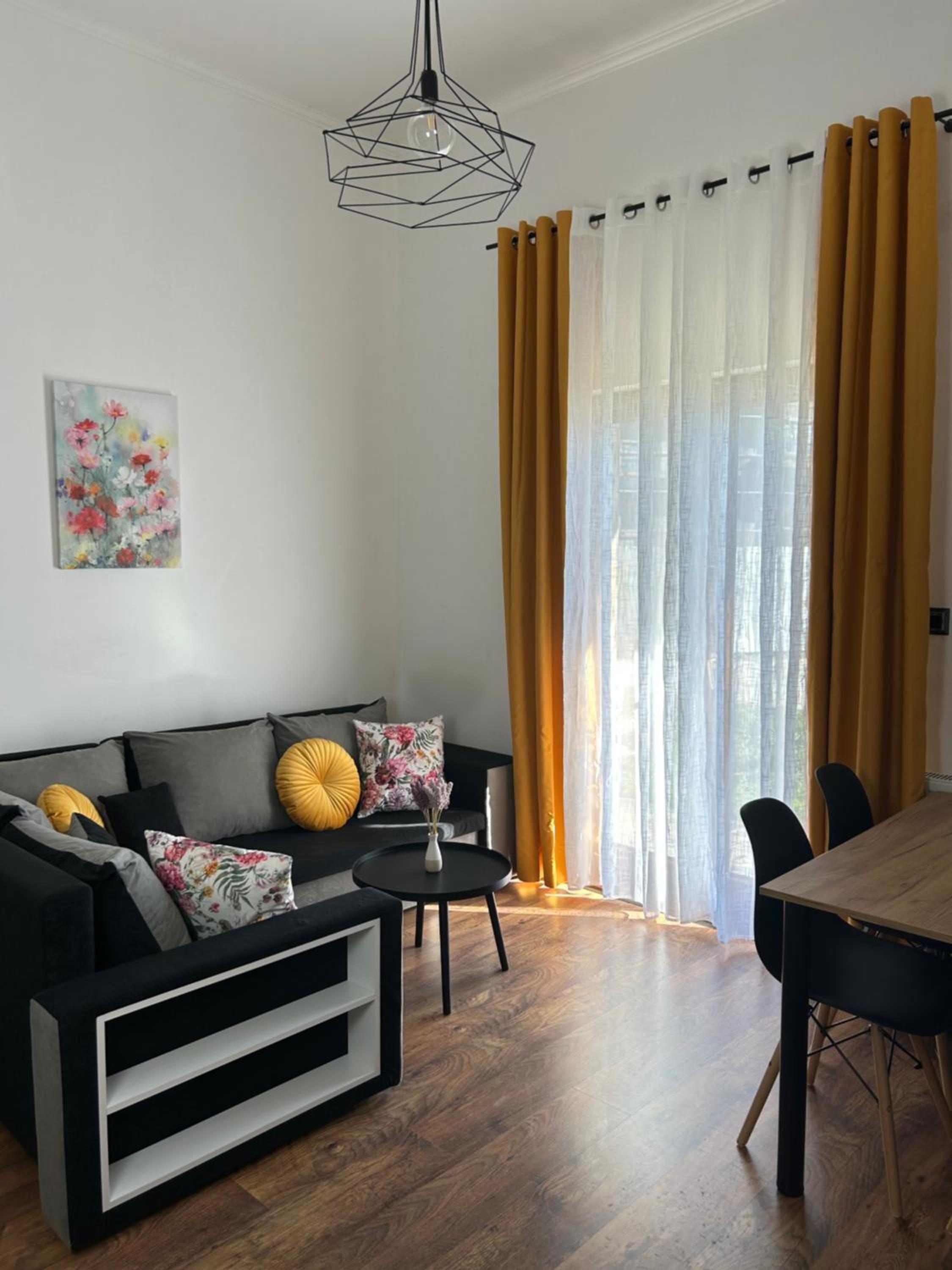 One-Bedroom Apartment - nr 3
