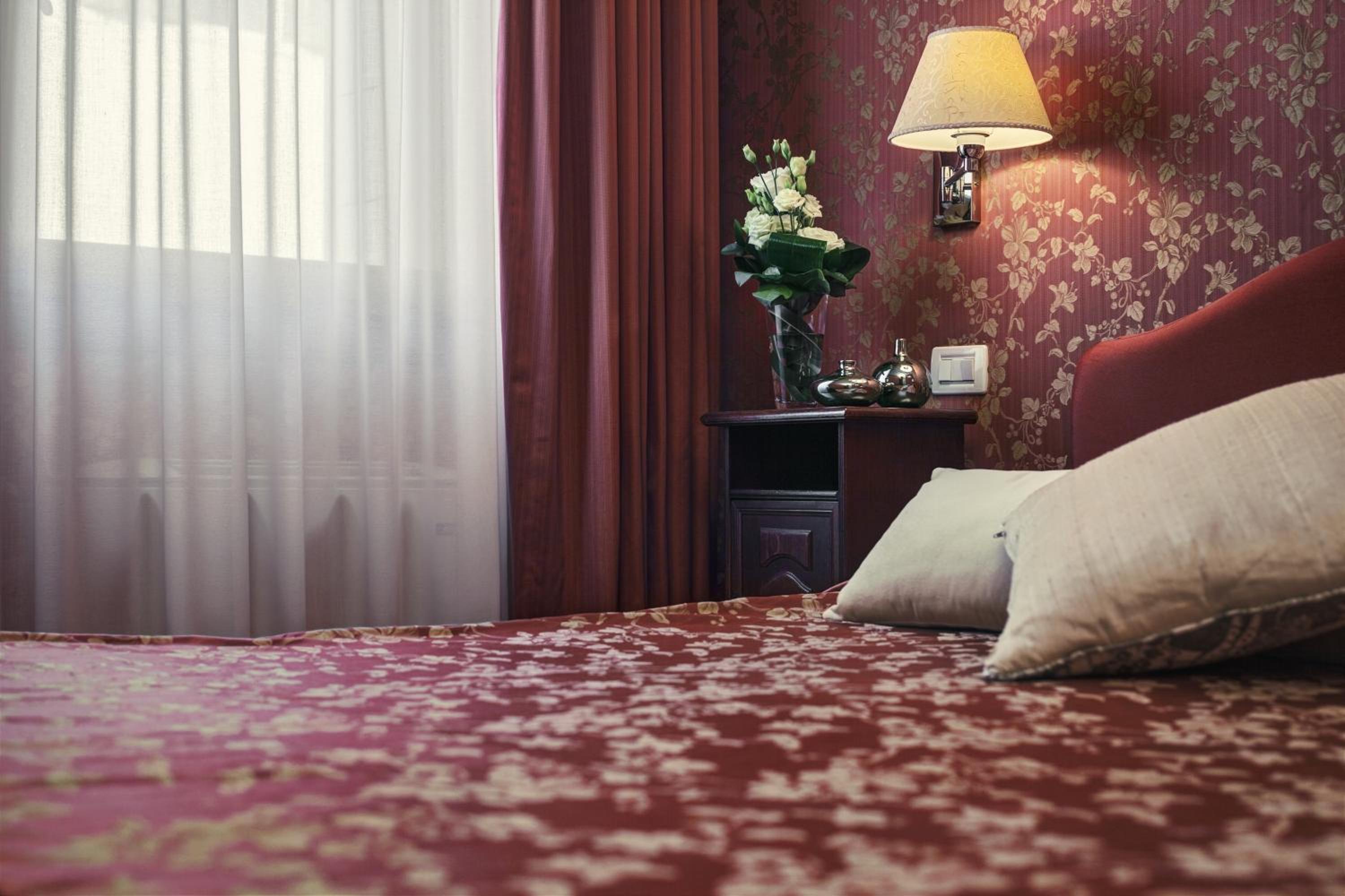 Single Room photo 2