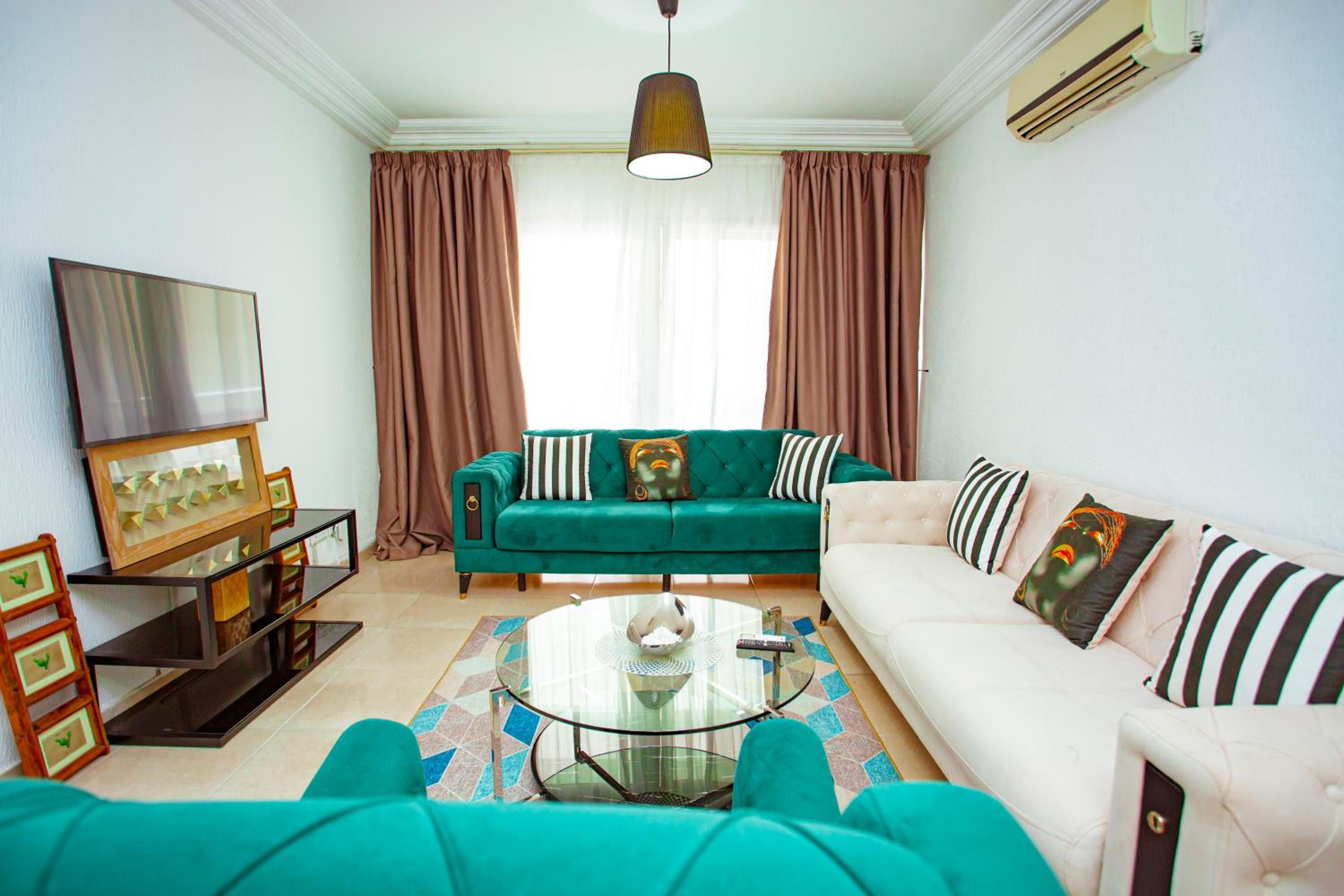 Deluxe Family Suite