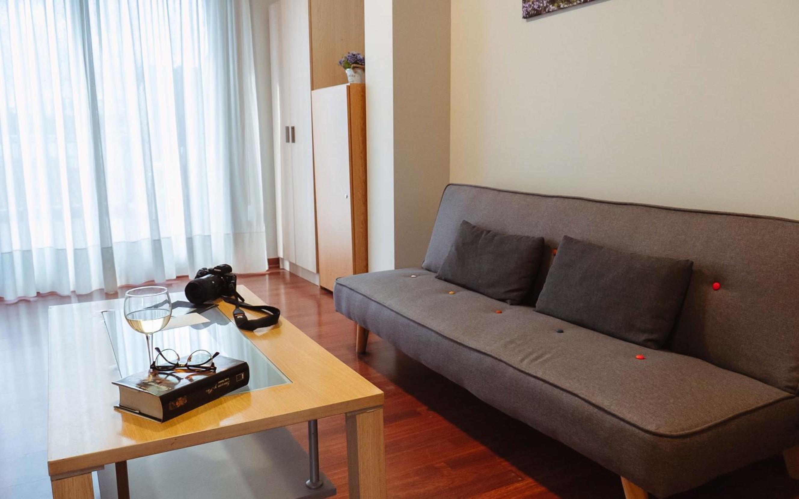 Apartment with Balcony - Photo 7