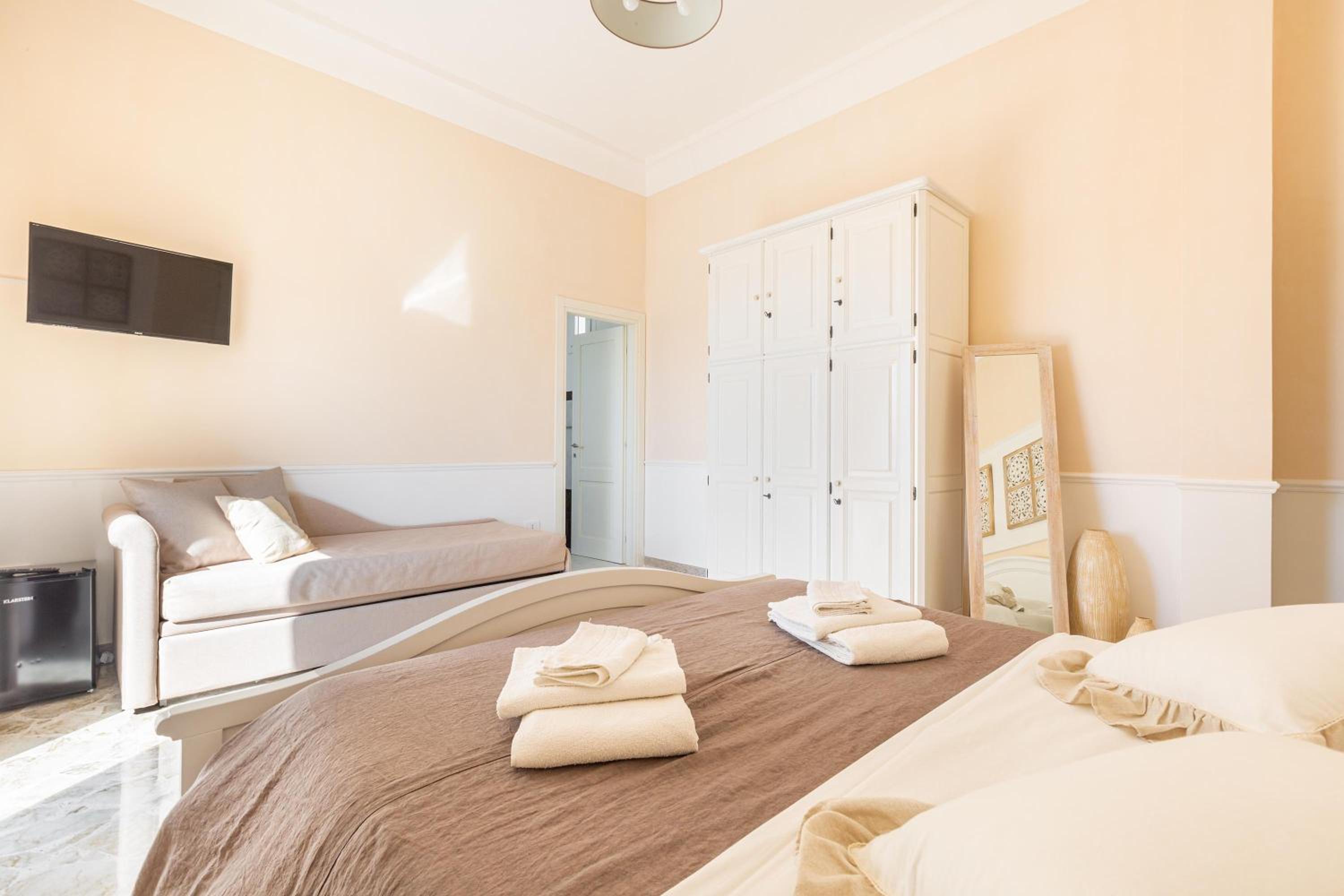 Triple Room with Balcony photo 2