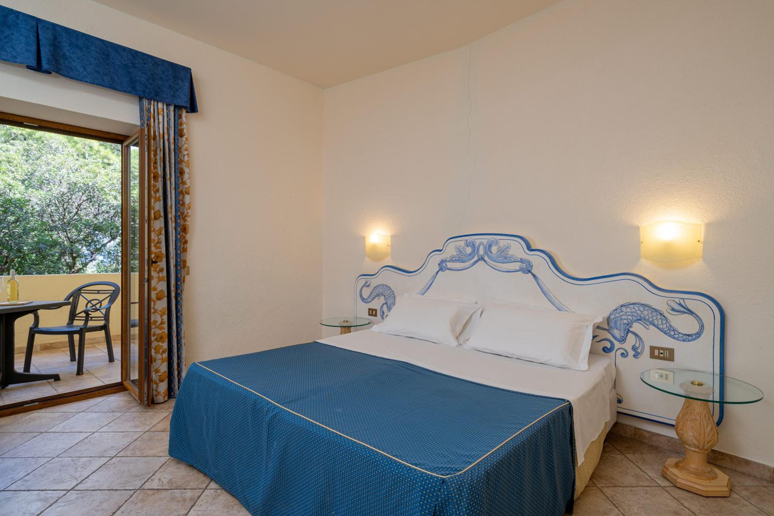 Double or Twin Room - Photo 21