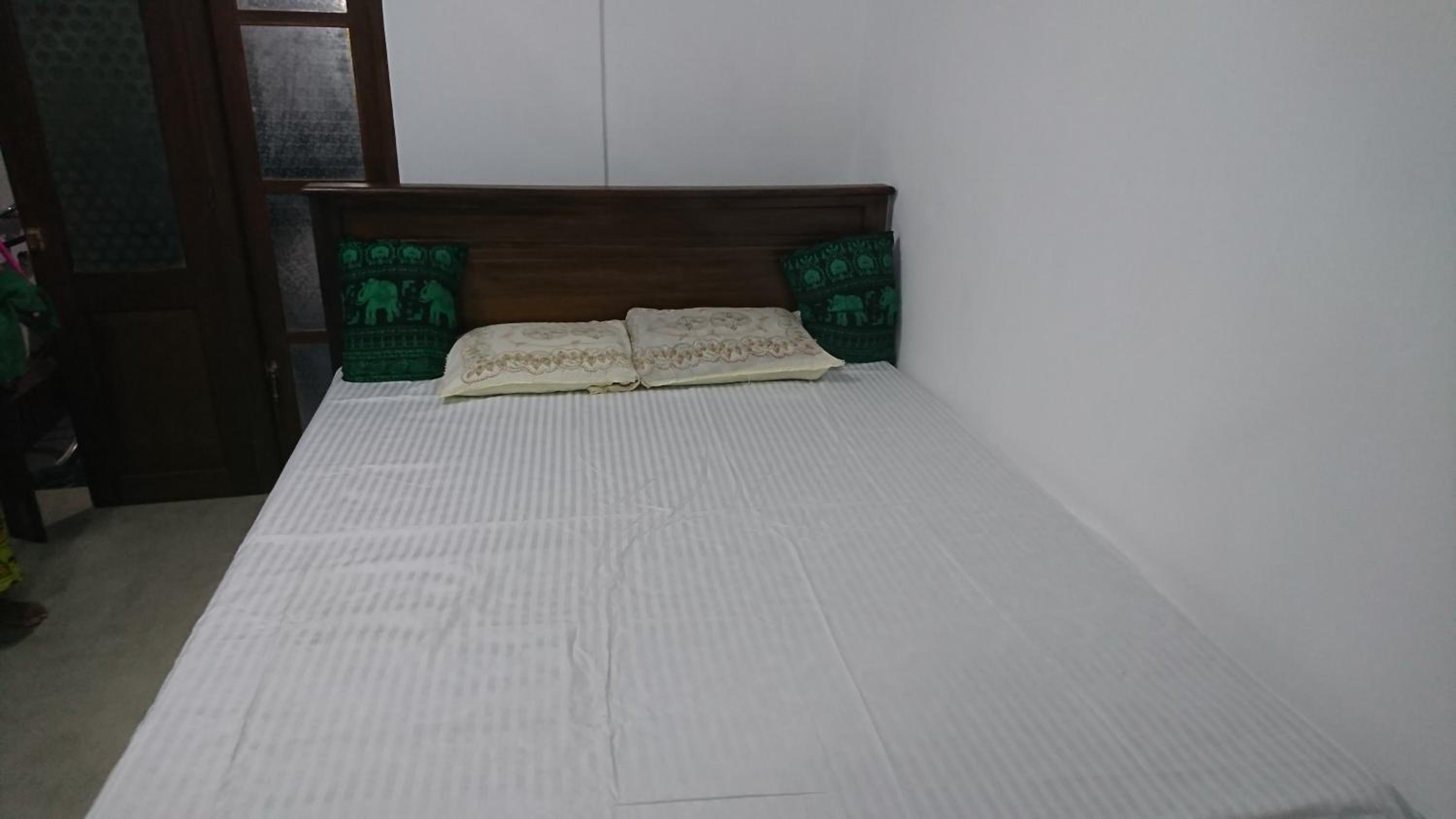 Budget Double Room photo 1
