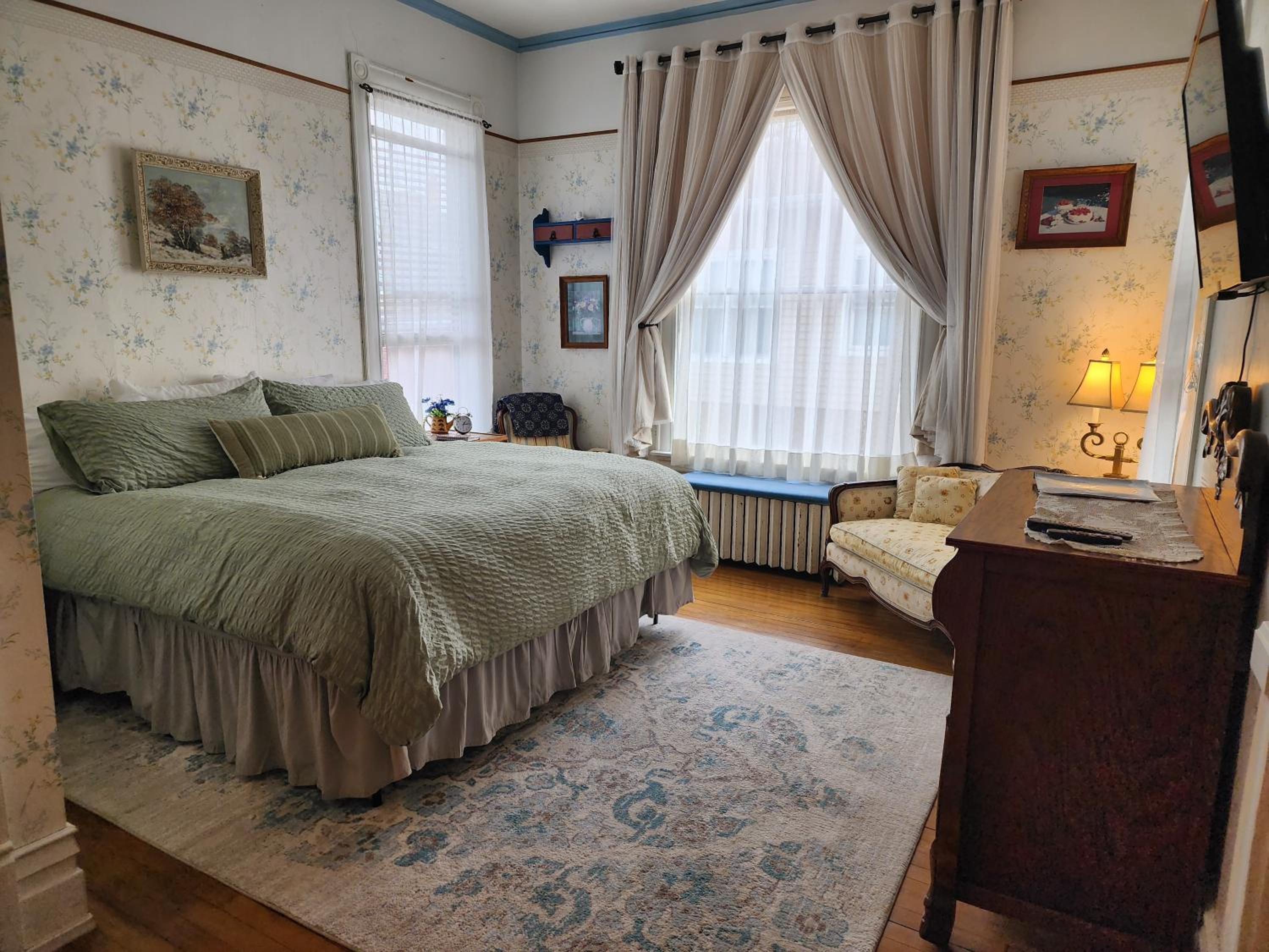 King Room