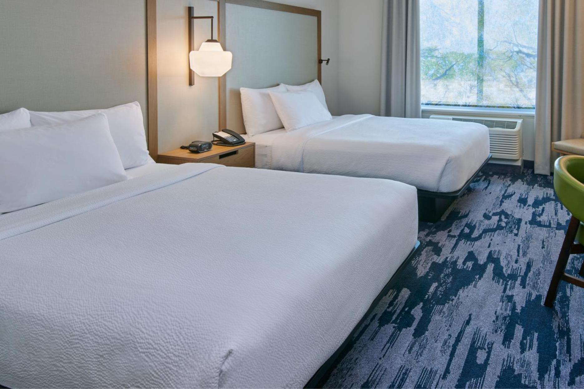 Guest Room, 2 Queen - Photo 1