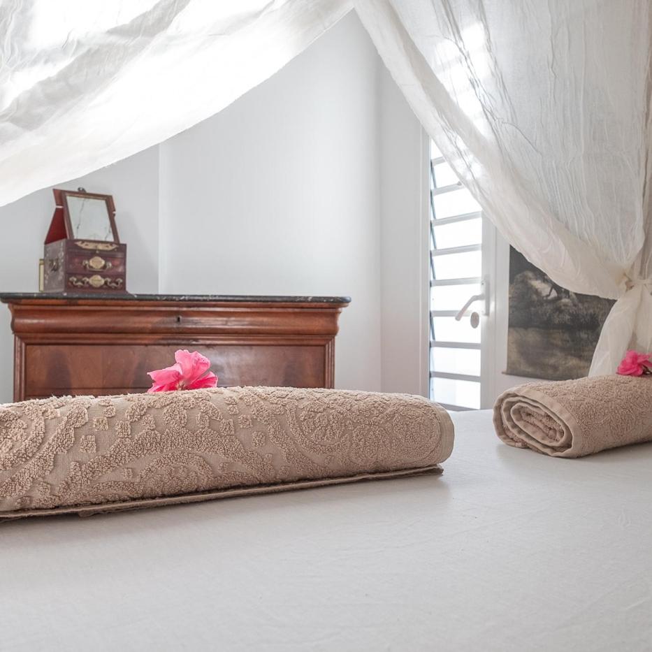 Deluxe King Room photo 3
