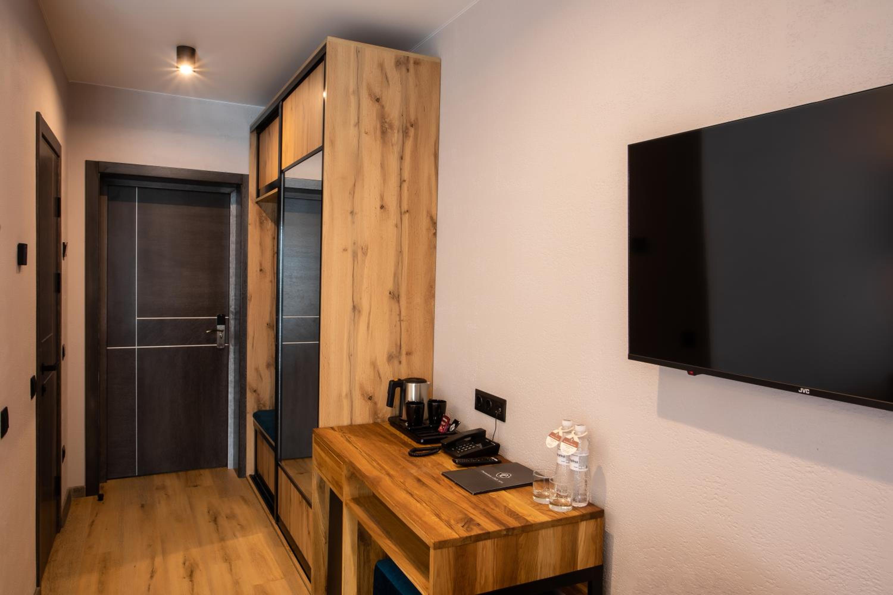 Superior Double or Twin Room with Terrace and Spa Access, photo 6