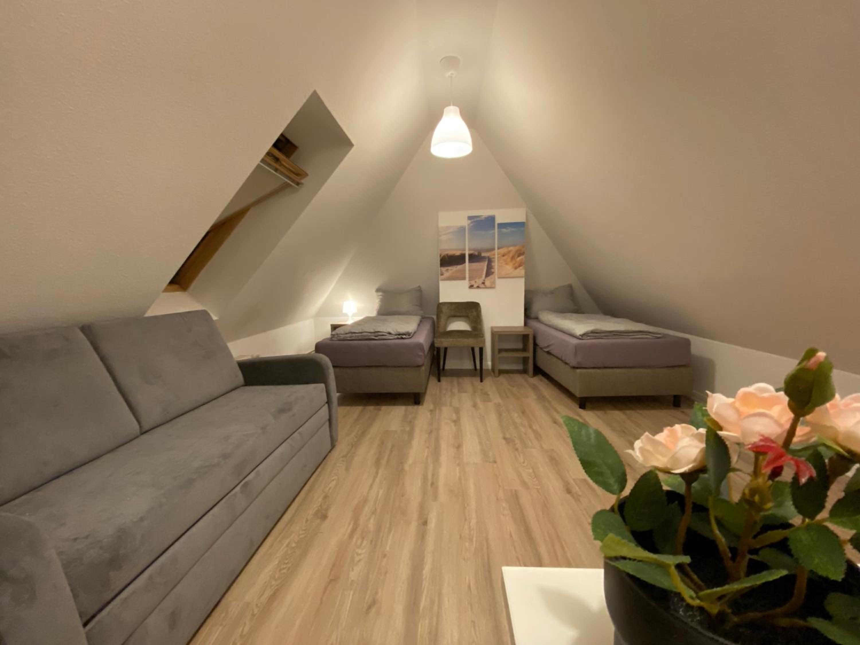 One-Bedroom Apartment photo 1