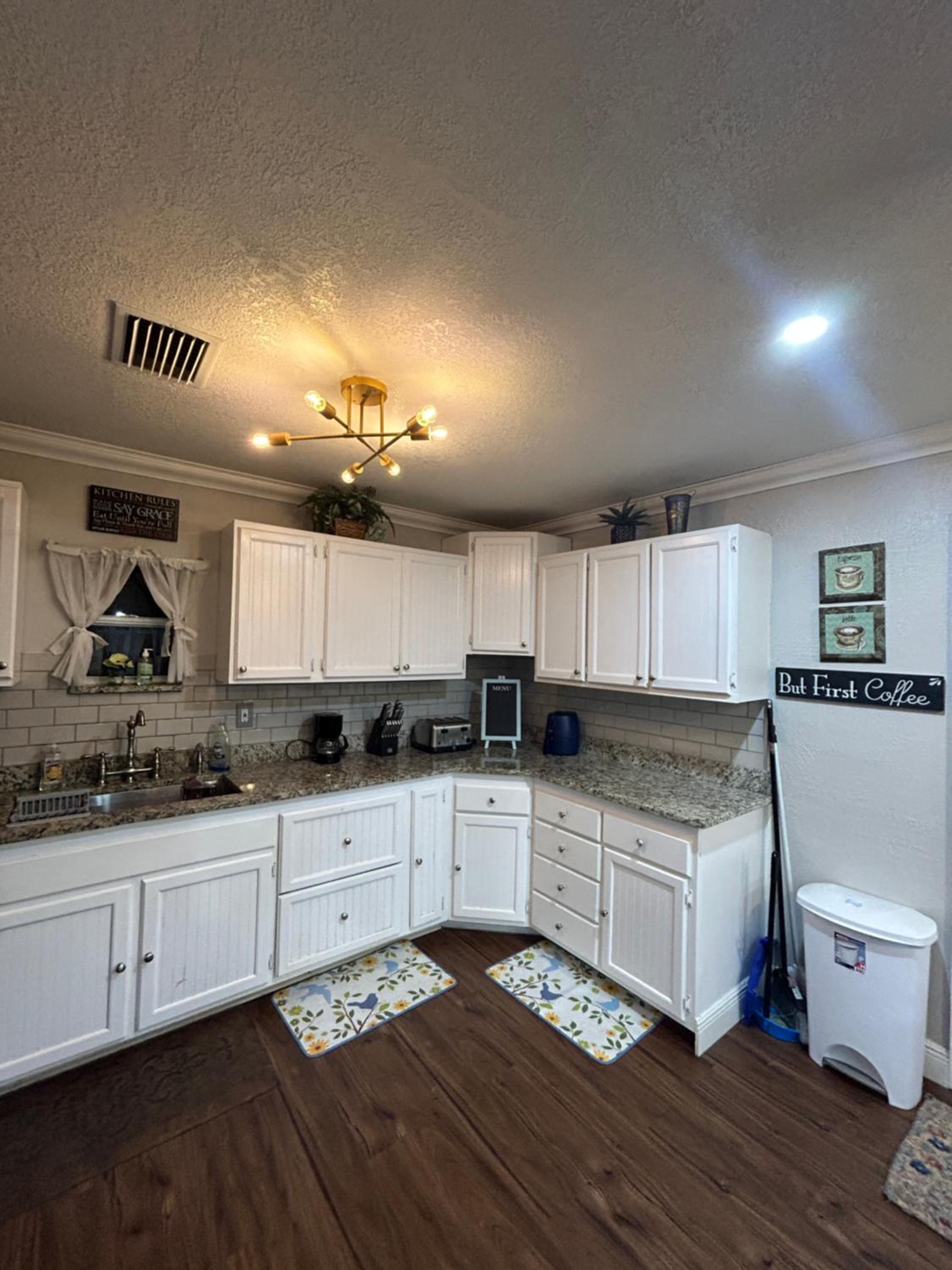 Two-Bedroom House photo 3