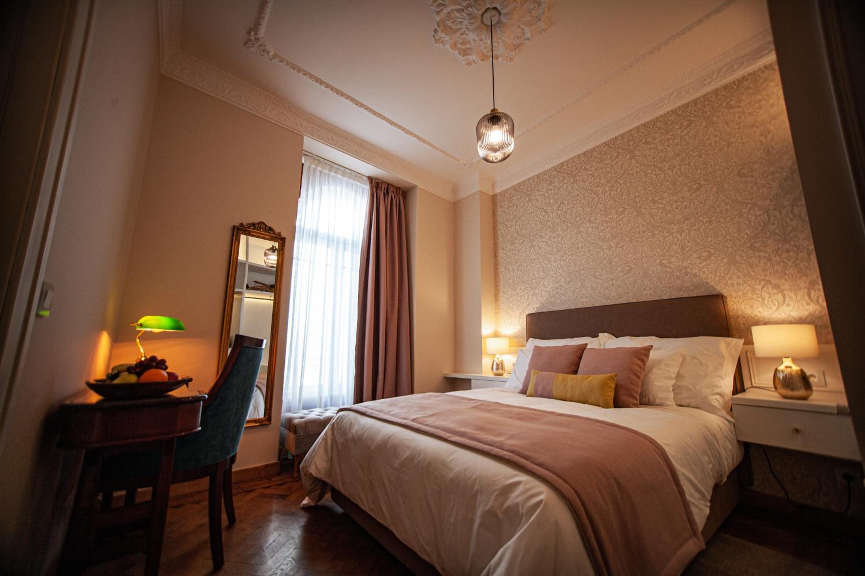 Deluxe Double Room photo 2