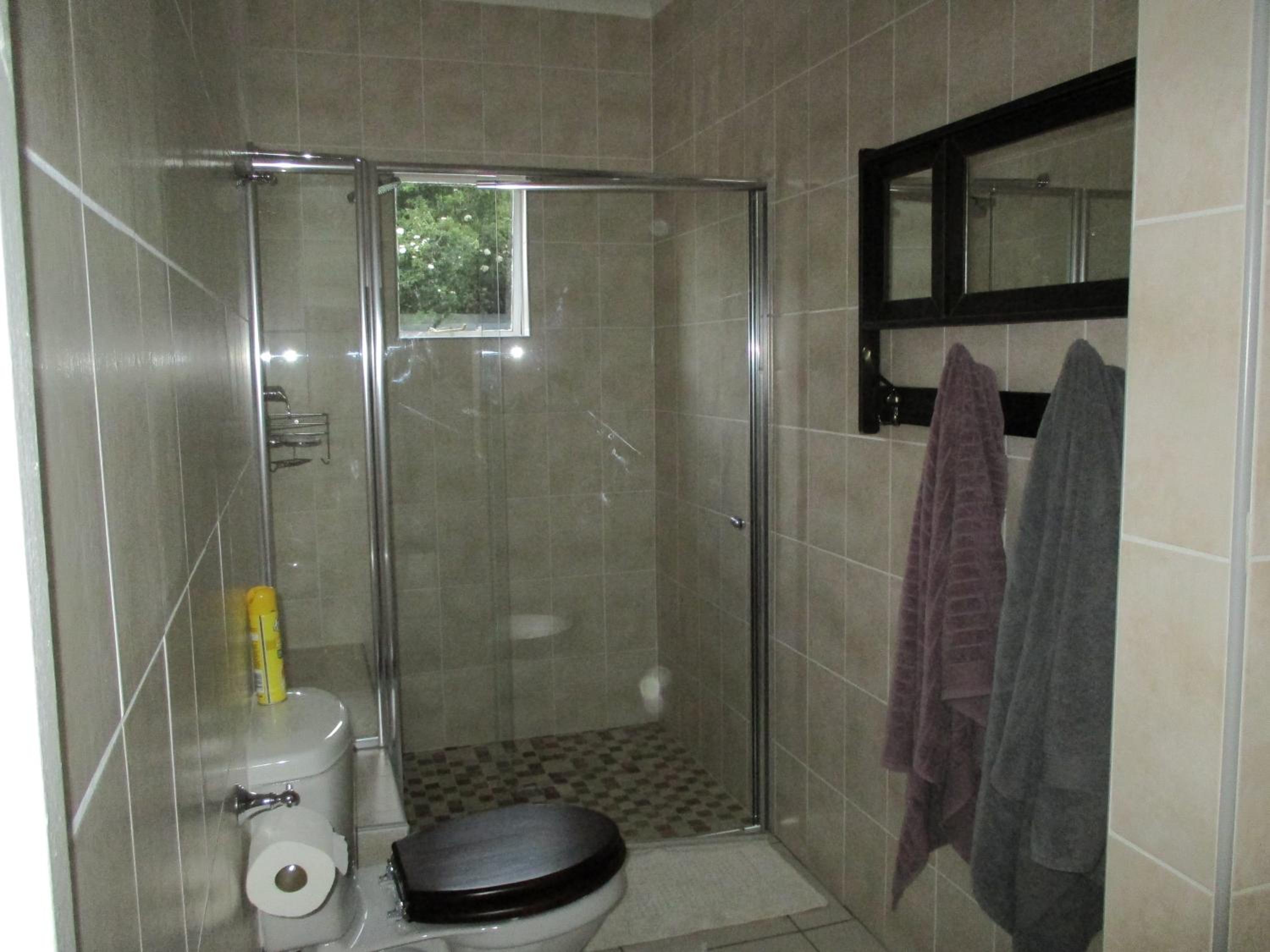 Deluxe Double or Twin Room with Garden and Pool View - Photo 3