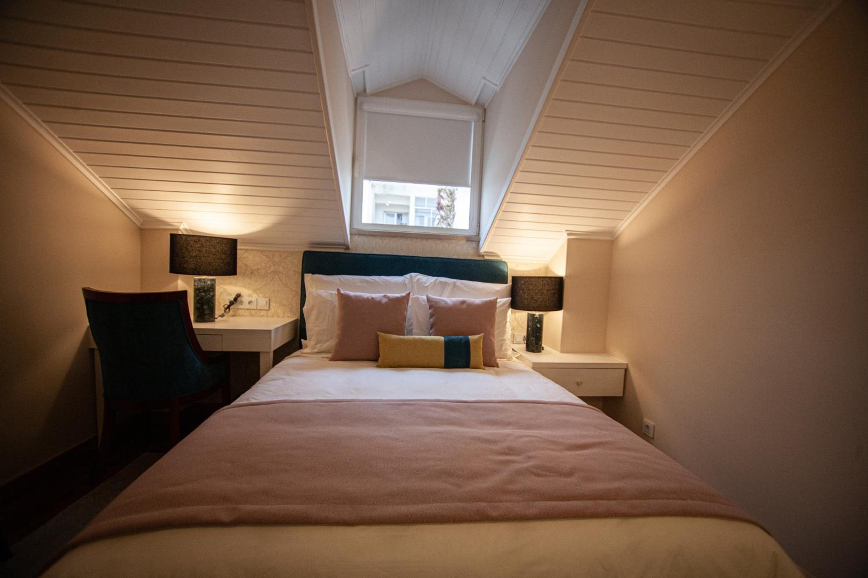 Deluxe Double Room photo 3