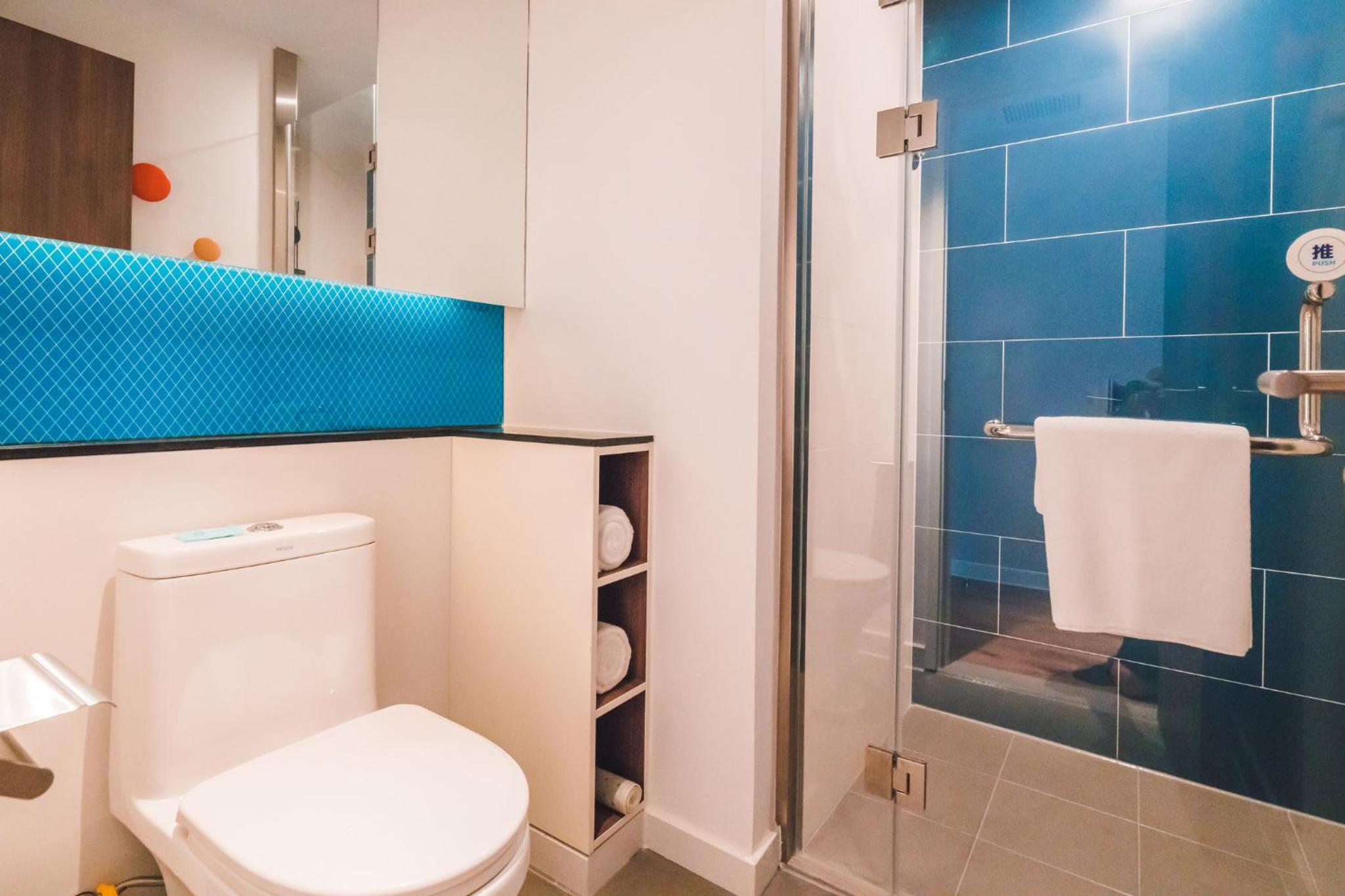 Standard Twin Room - Photo 2