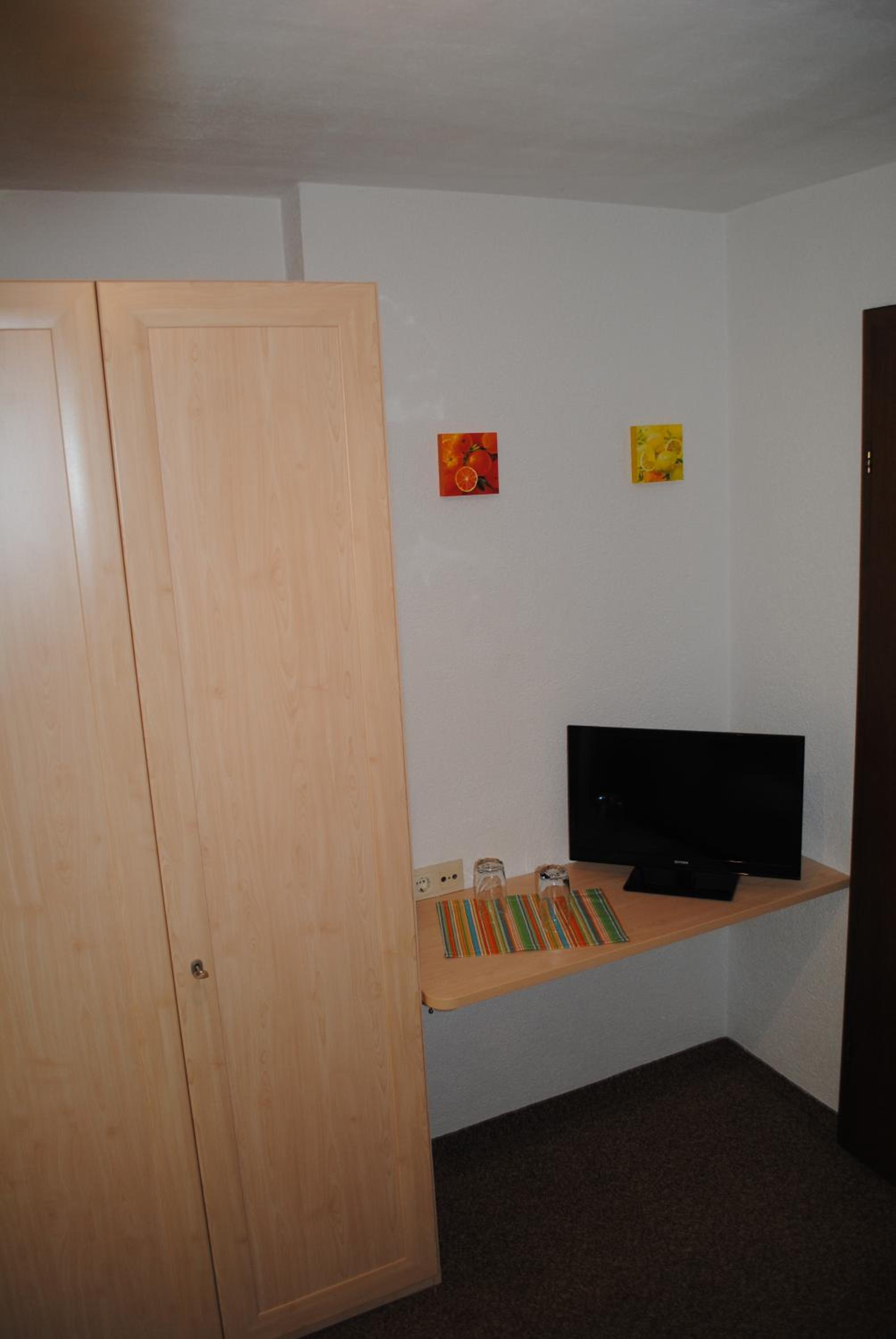 Single Room with Balcony photo 2
