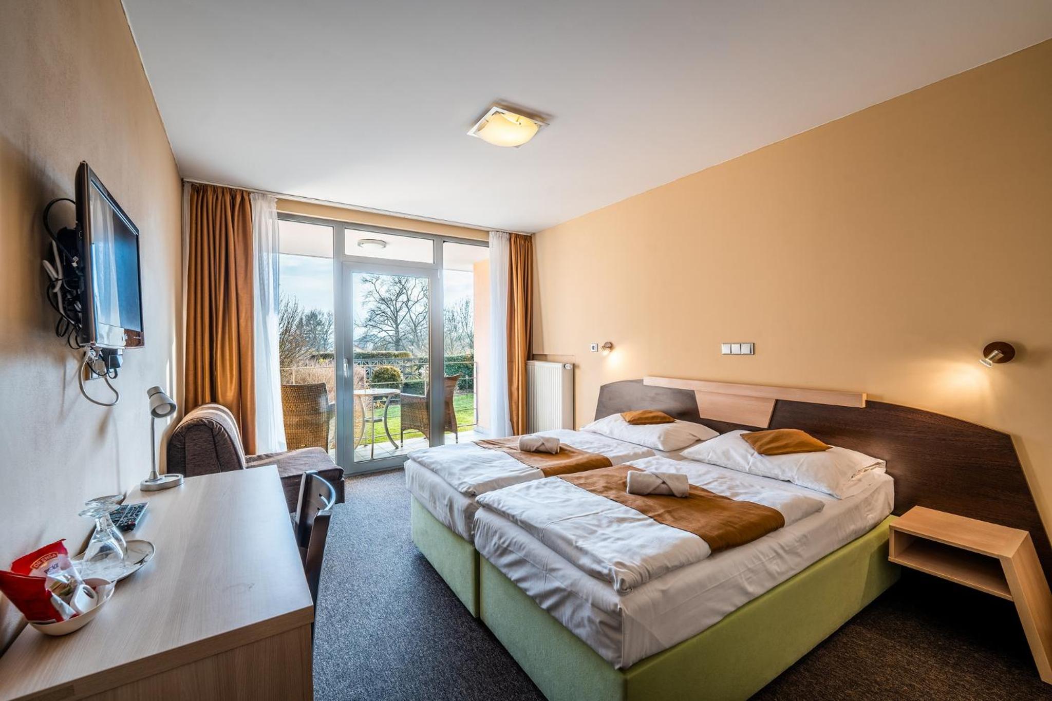 Double or Twin Room with View