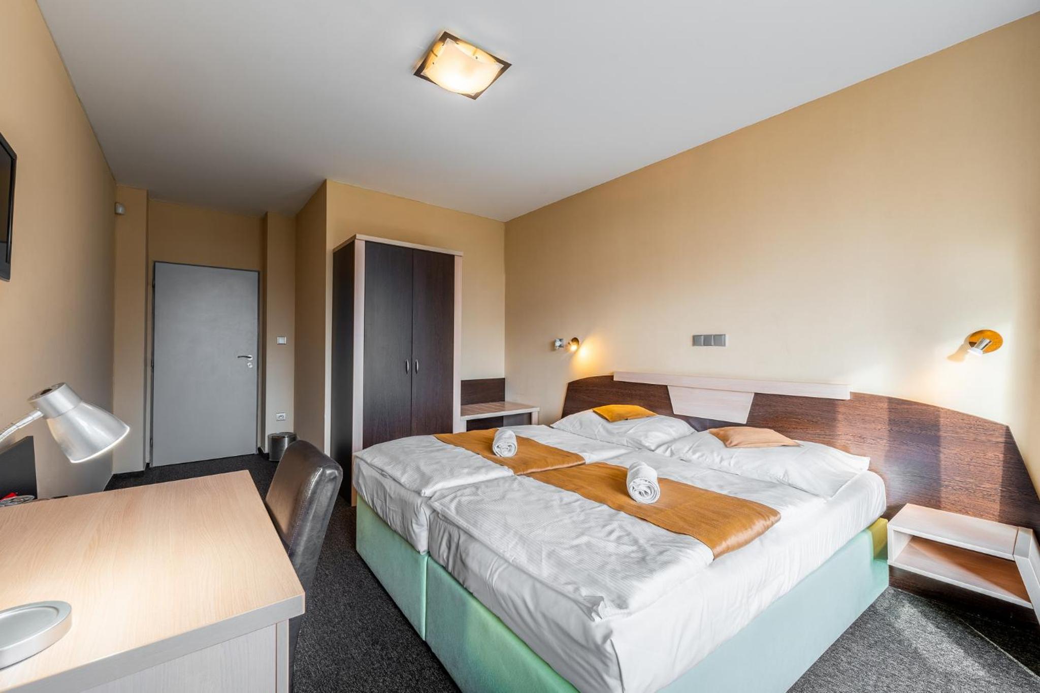 Deluxe Double or Twin Room with Balcony