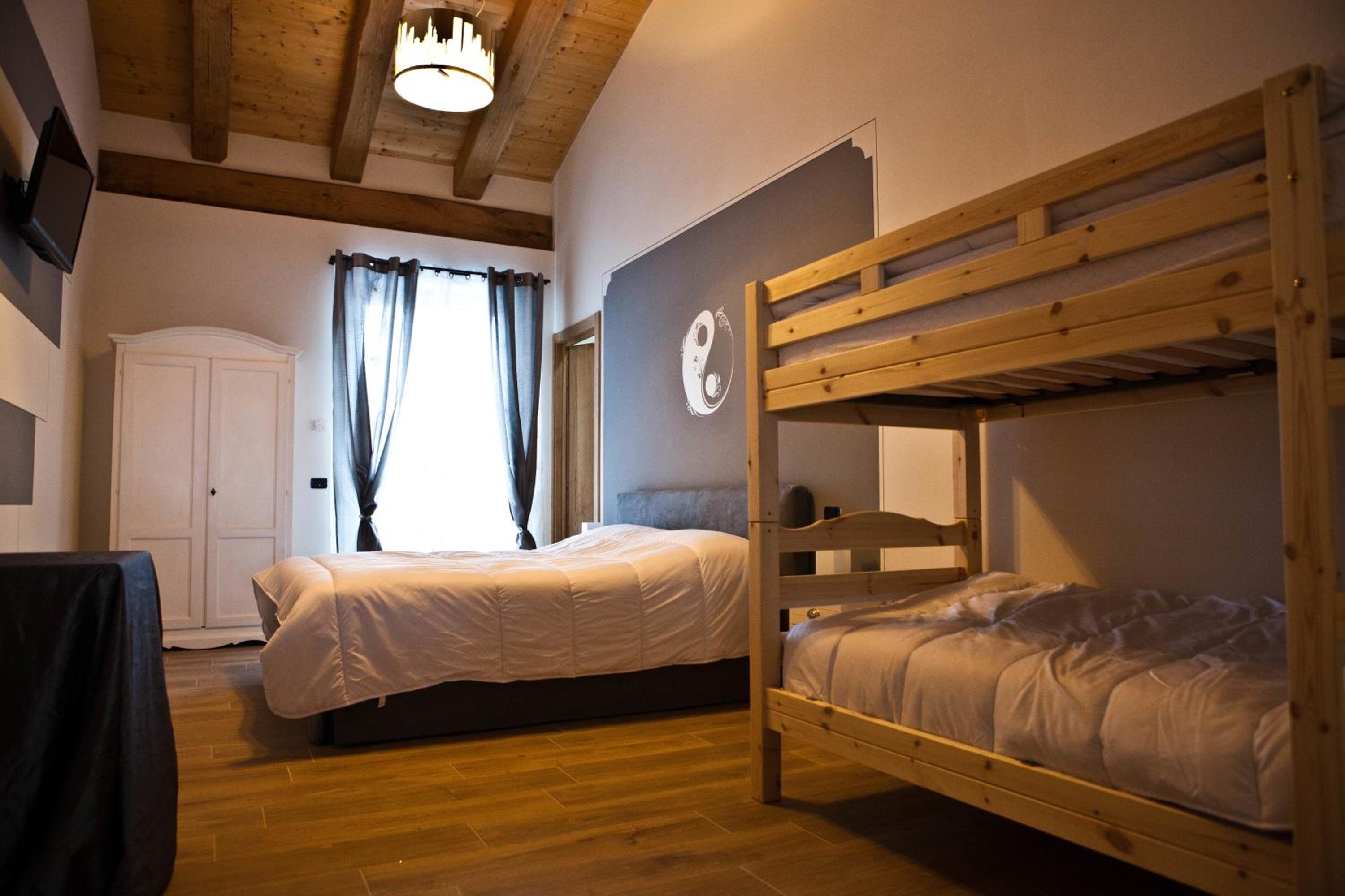 Quadruple Room - Photo 6
