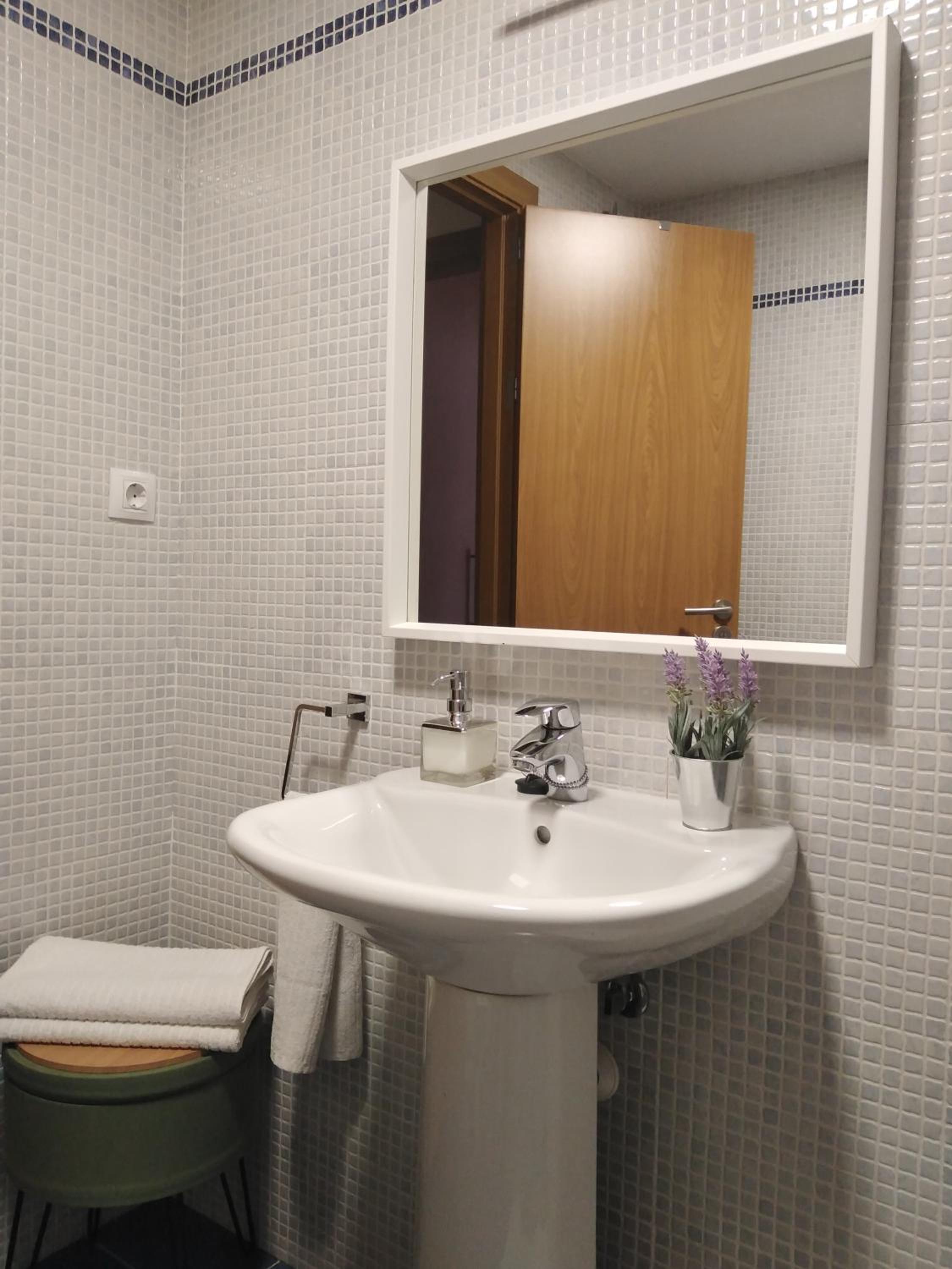 Double Room - Photo 3