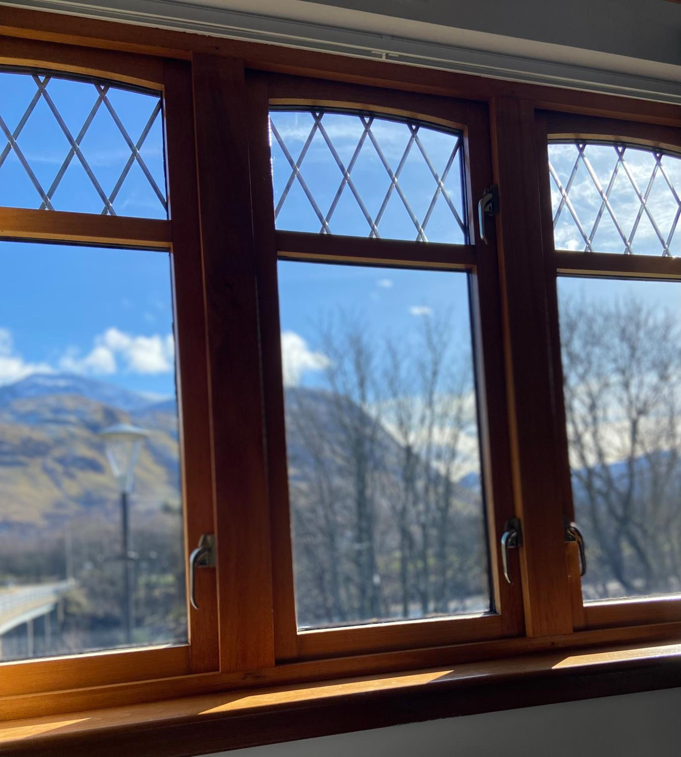 Family Room with Mountain View - Photo 10