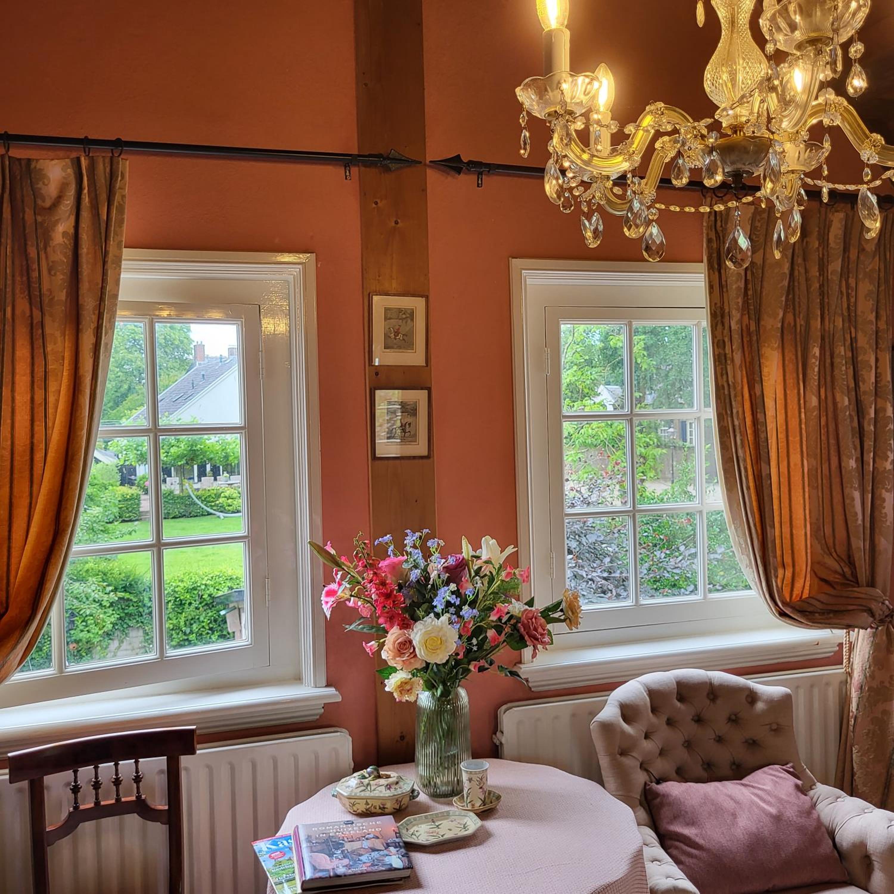 Superior Twin Room with Garden View - Photo 2