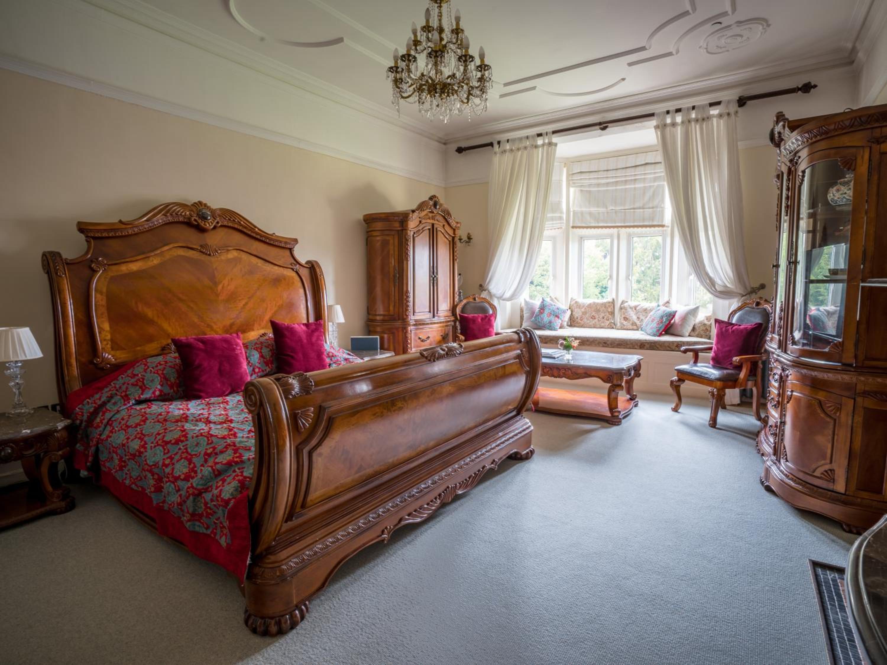 Superior King Suite