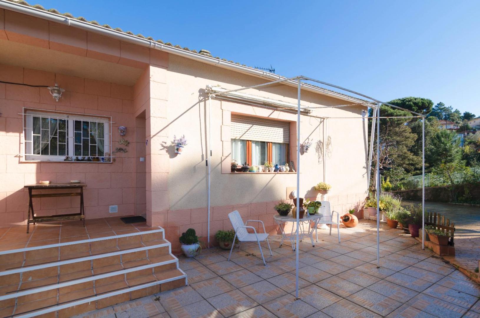 Villa with Private Pool photo 3