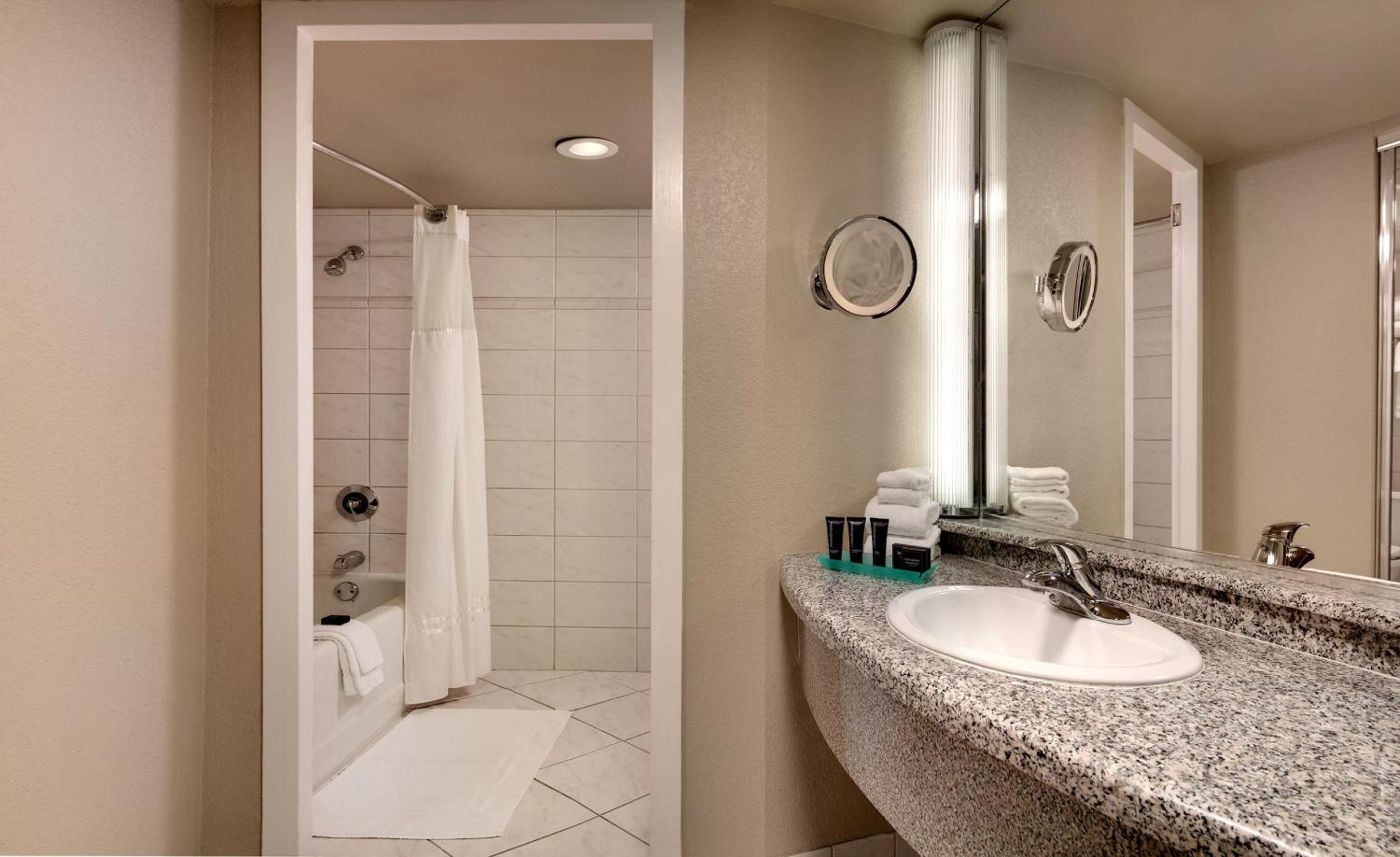 Signature Double Room photo 3