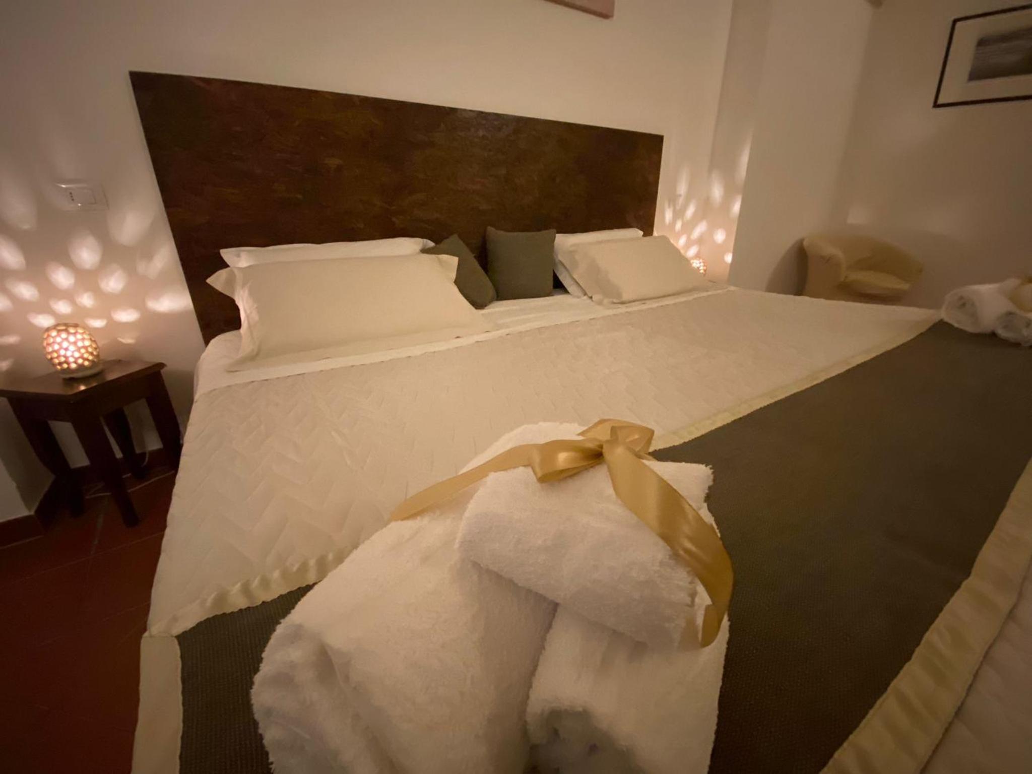 Superior Suite - Photo 10