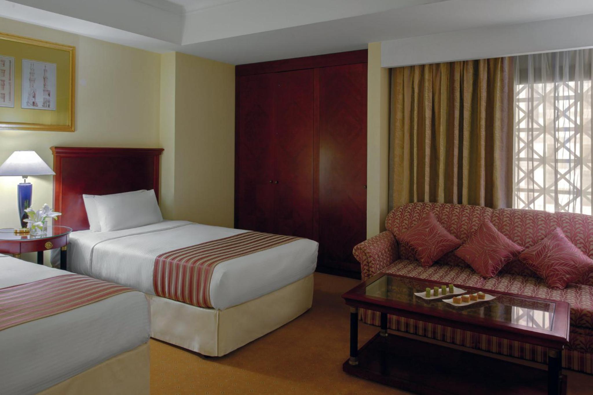 Premium Twin Room - Photo 6