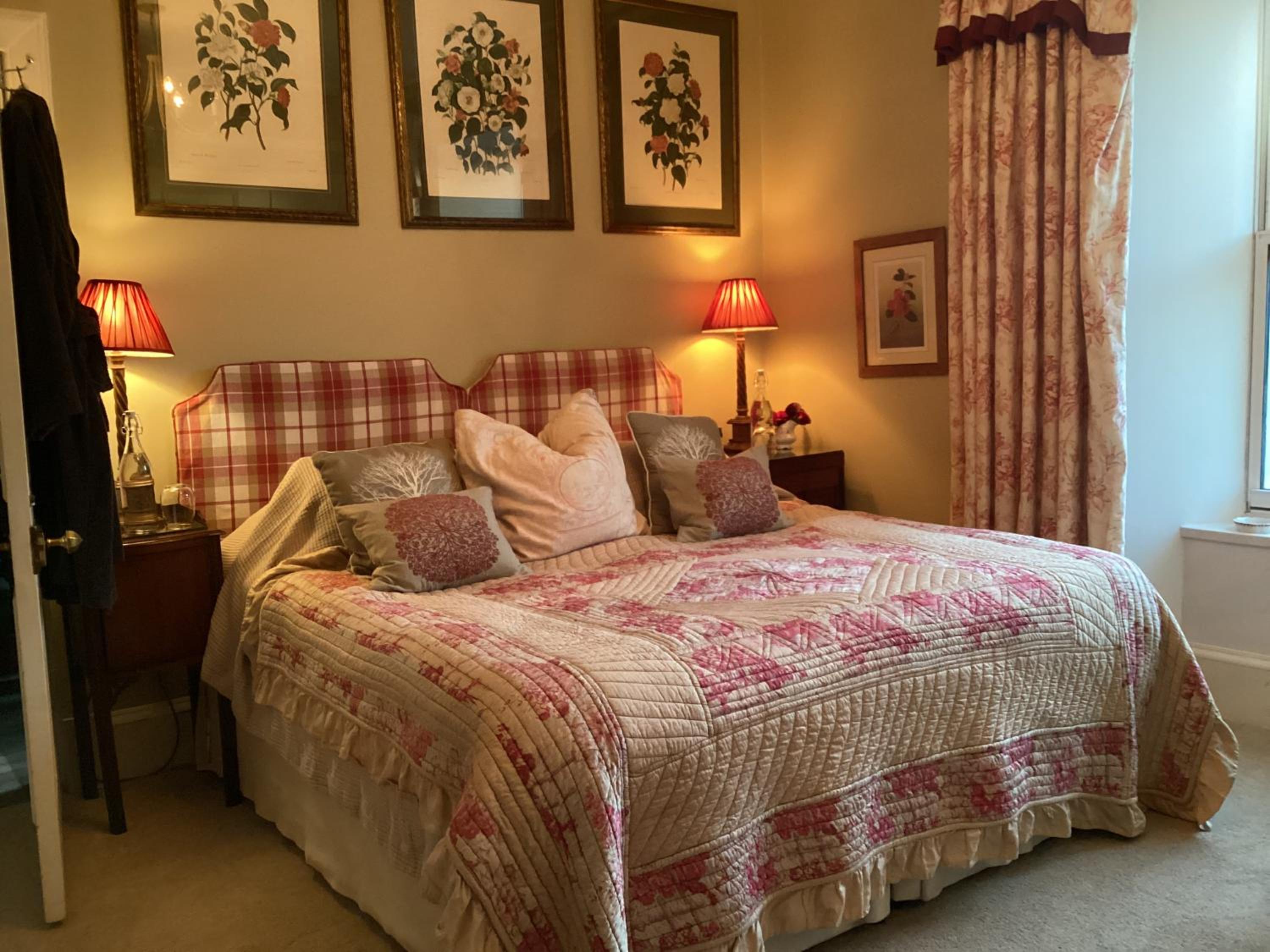 Deluxe Double Room with Bath