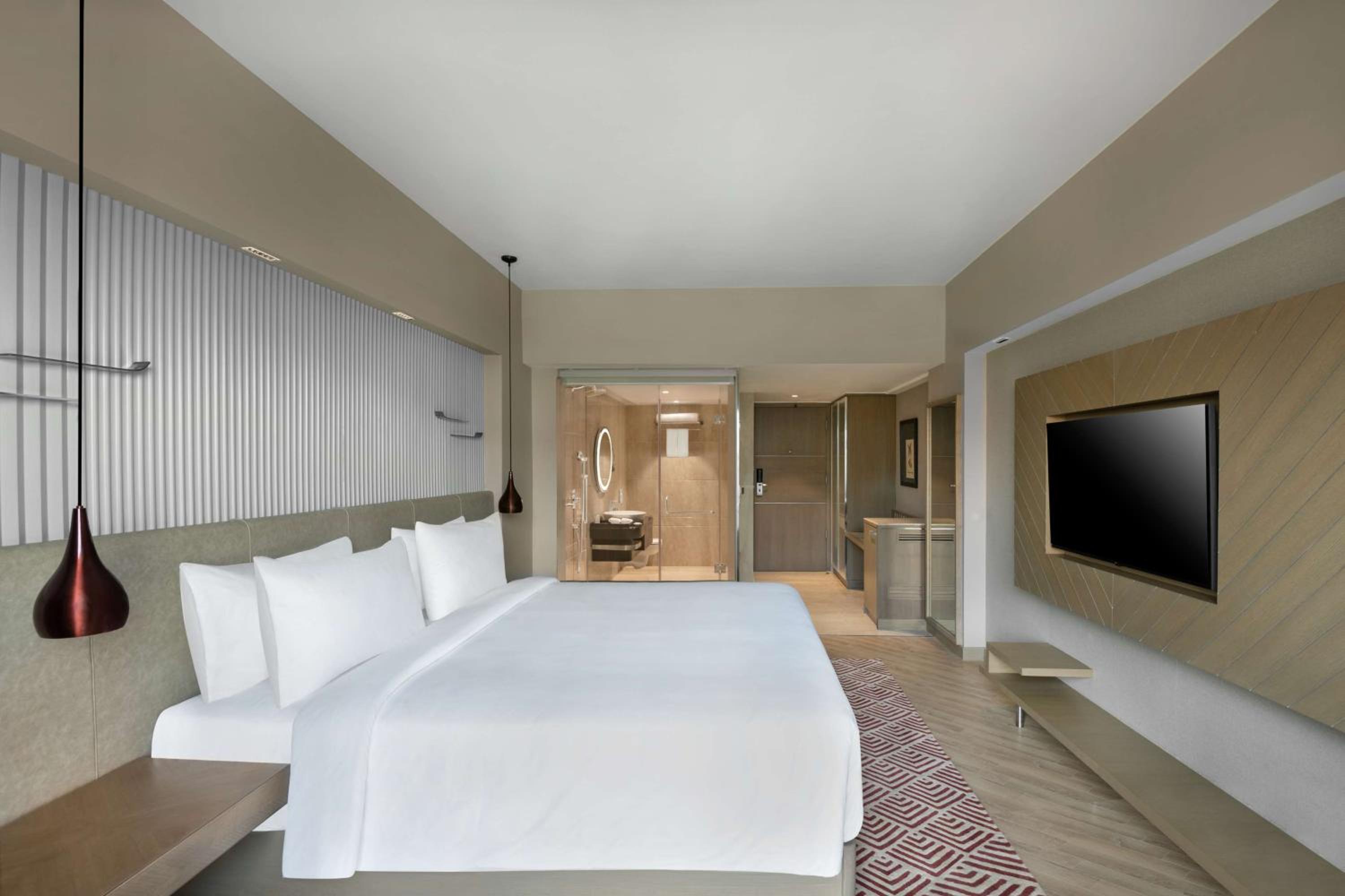 Day Use Room for 6hrs (Any time between 11AM – 5PM), No Night Stay Allowed, Mandatory Check Out at 5 pm, Multiple days Stay not allowed