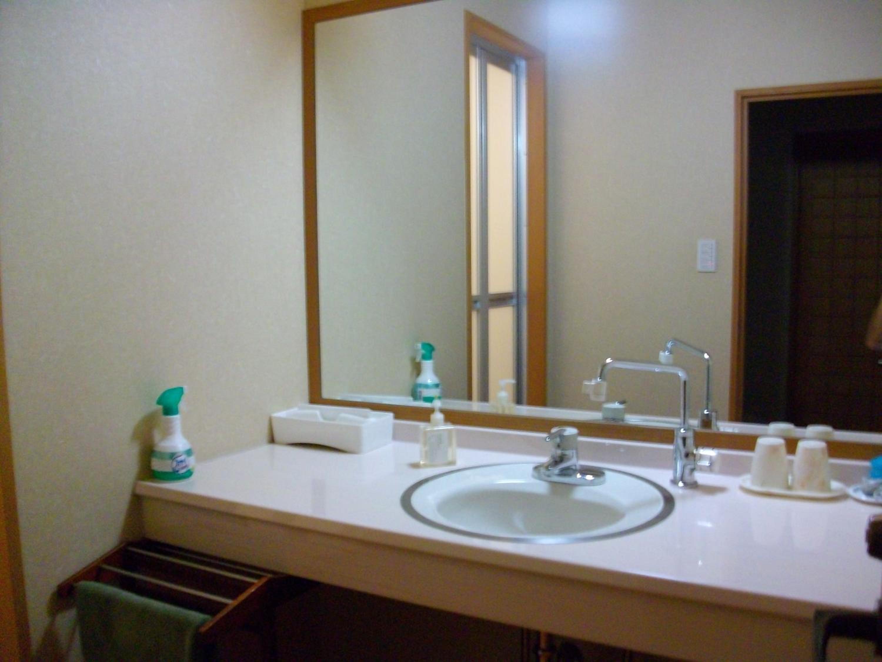 Japanese-Style Room with Shower with Mt.Fuji View - Breakfast + Dinner Included thumbnail 6