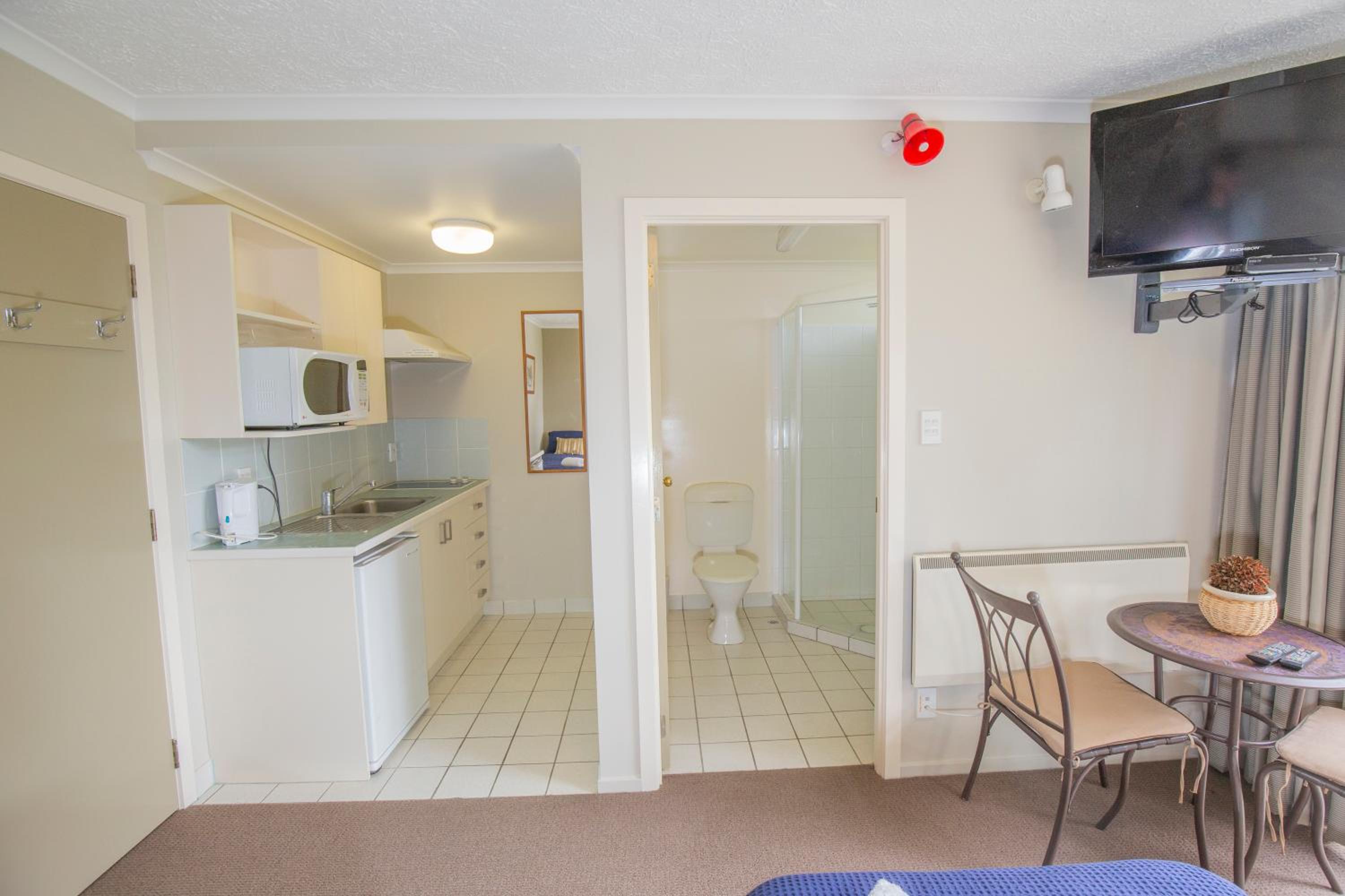 Apartment - Ground Floor photo 3