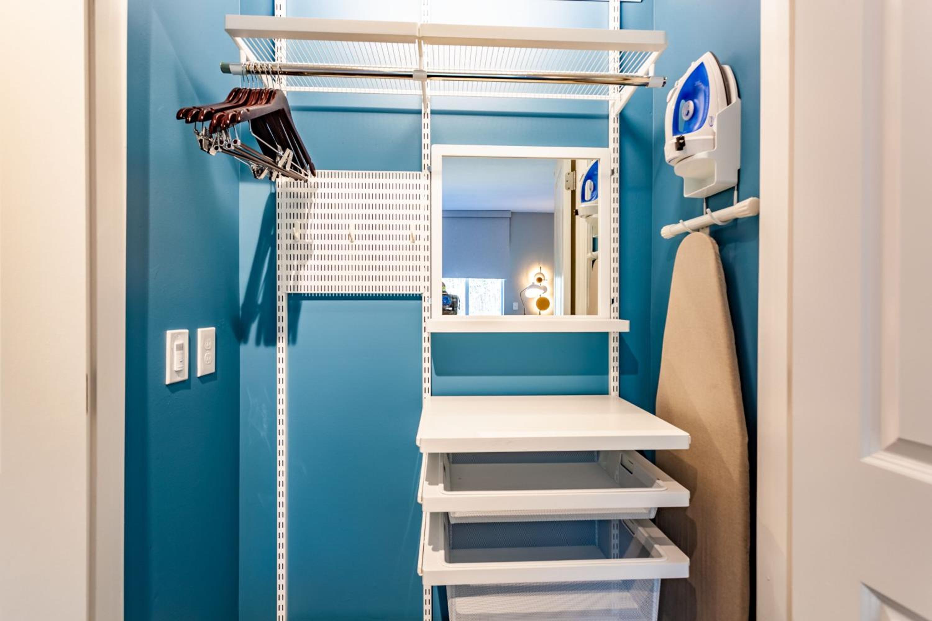 Queen Studio with Two Queen Beds - Photo 12