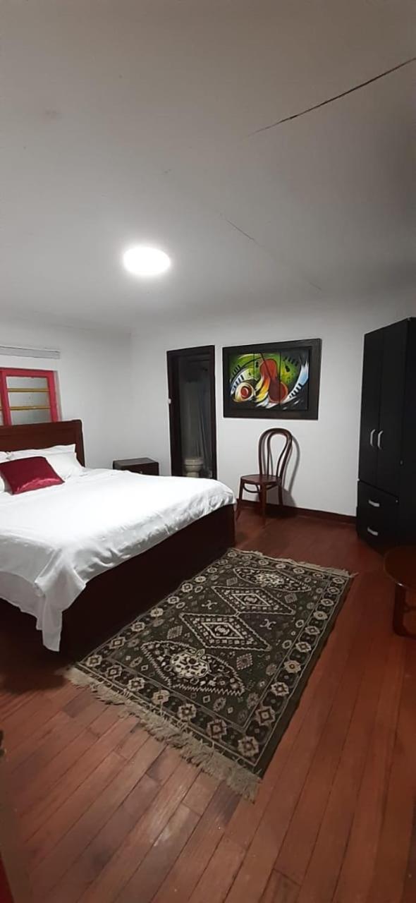 Deluxe Room (2 Adults + 1 Child) photo 1